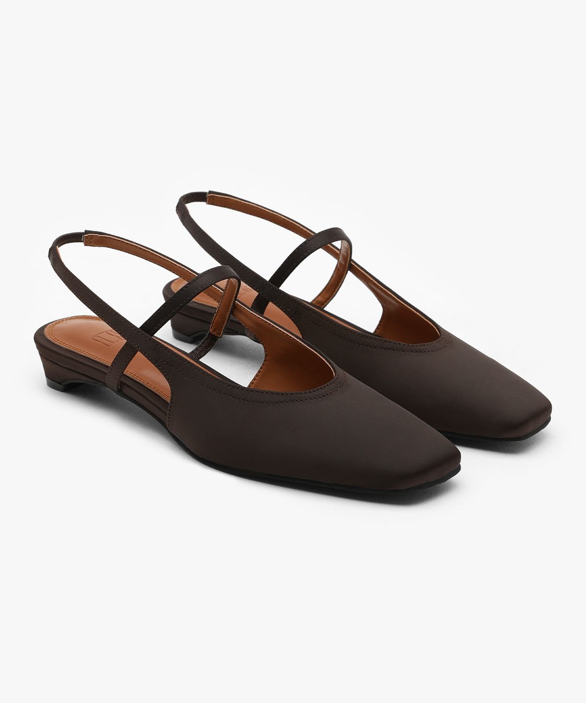 에퓨레(EPURE) ETTE Satin Slingbacks (2color)