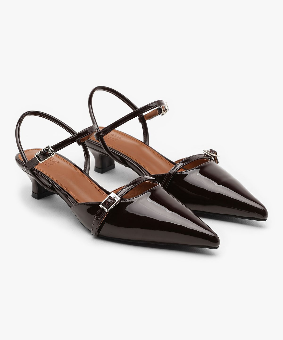 에퓨레(EPURE) KIIV Enamel Buckle Strap Pumps (2color)