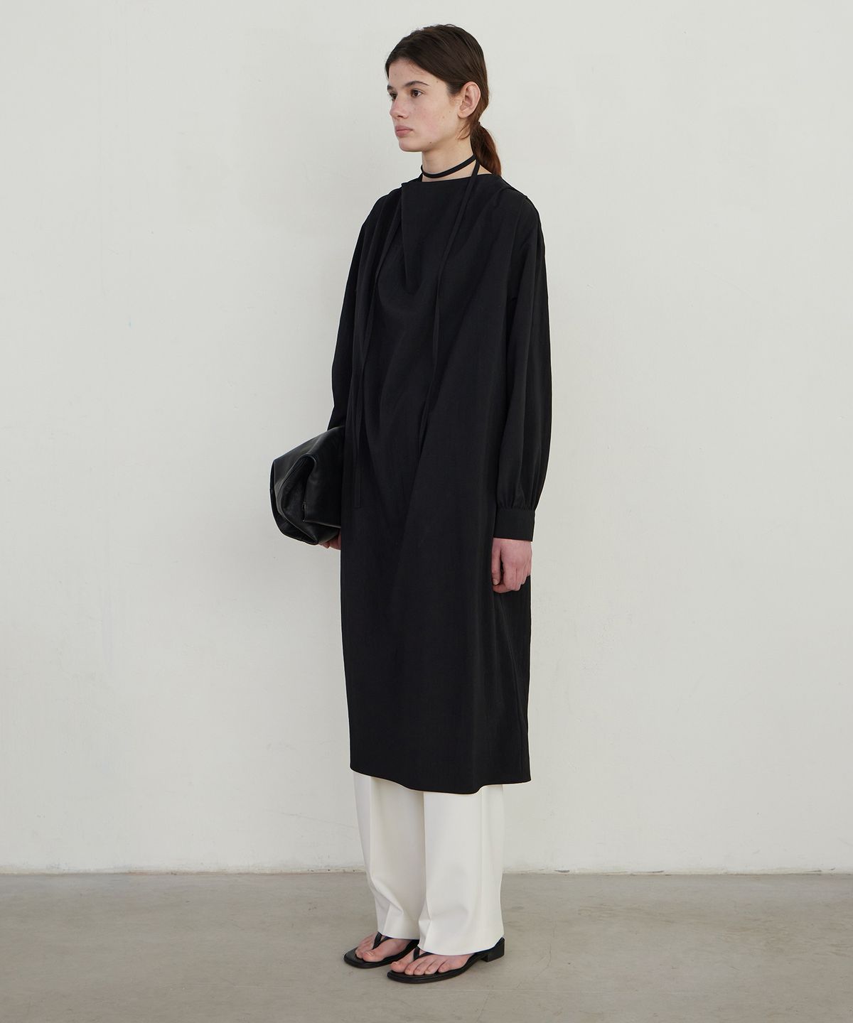 노티아(NOTIA) DRAPE STRAP LONG ONE-PIECE - BLACK