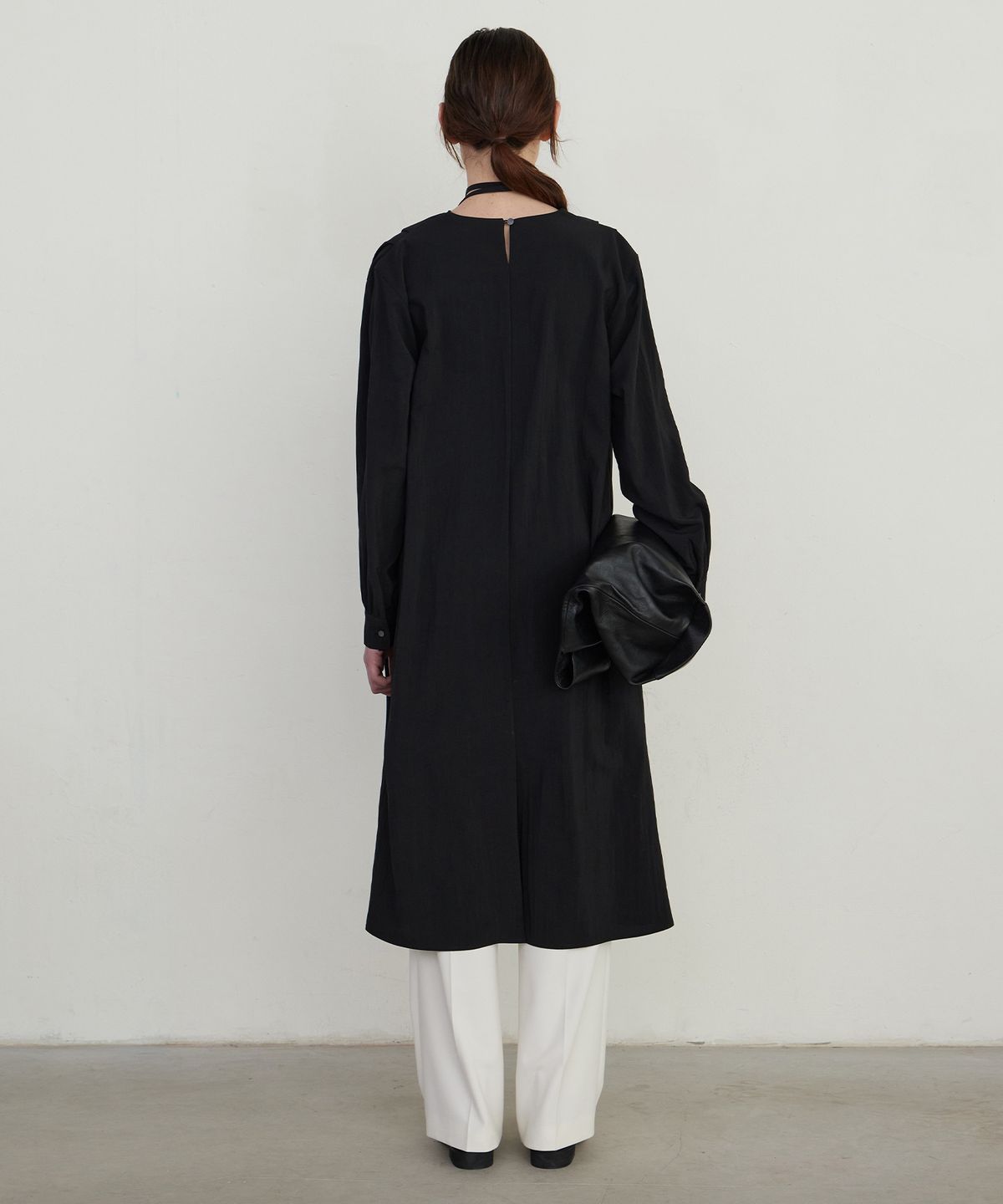 노티아(NOTIA) DRAPE STRAP LONG ONE-PIECE - BLACK