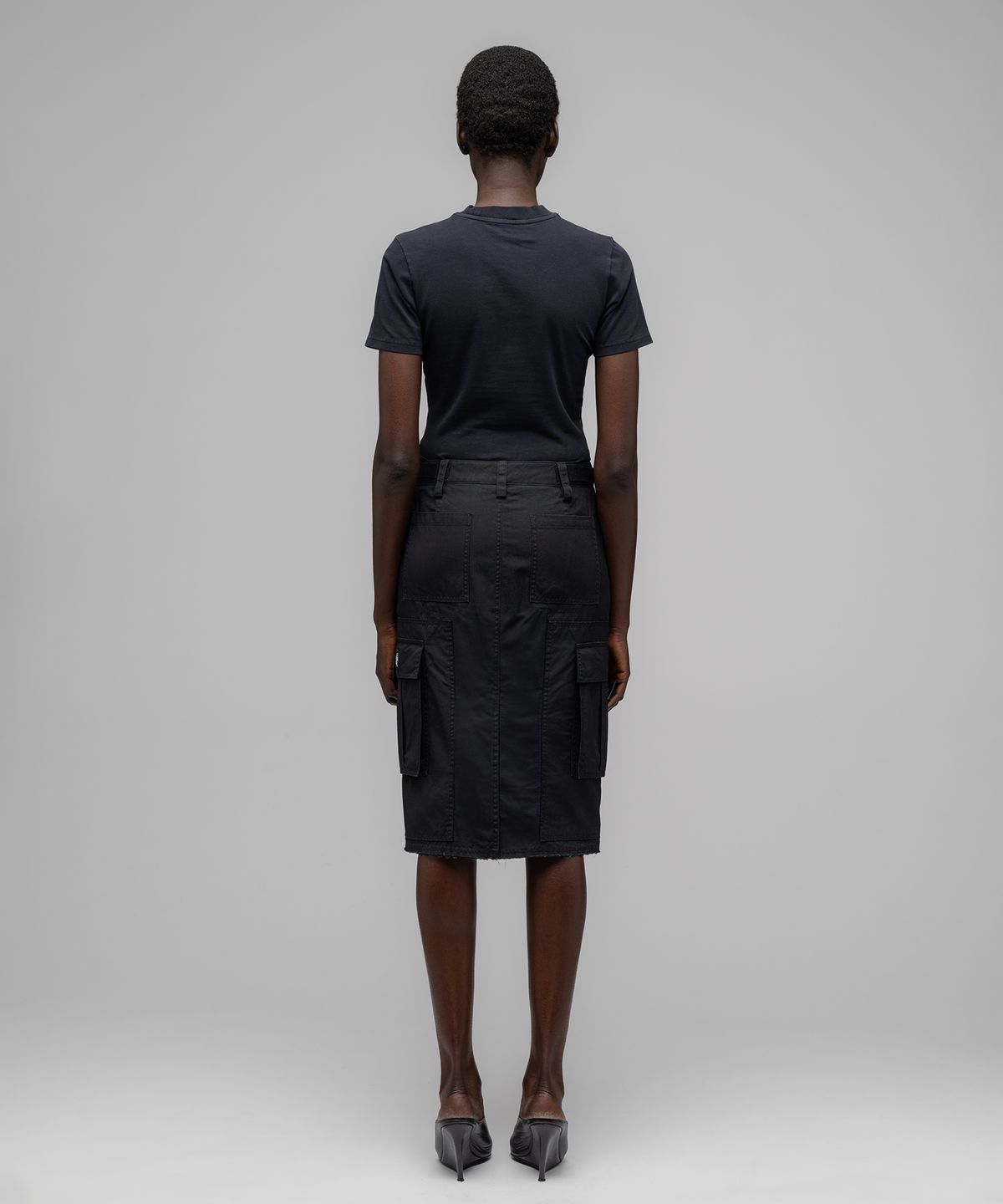 032씨(032C) (W) 리얼리스트 카고 스커트 블랙 REALIST CARGO SKIRT BLACK