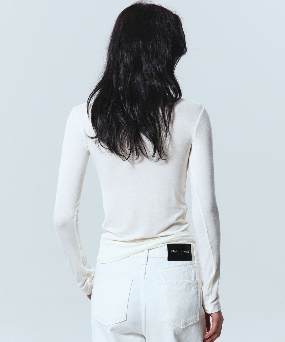 닉앤니콜(NICK&NICOLE) [ESSENTIAL] MINIMAL ROUND SLEEVE TOP_IVORY