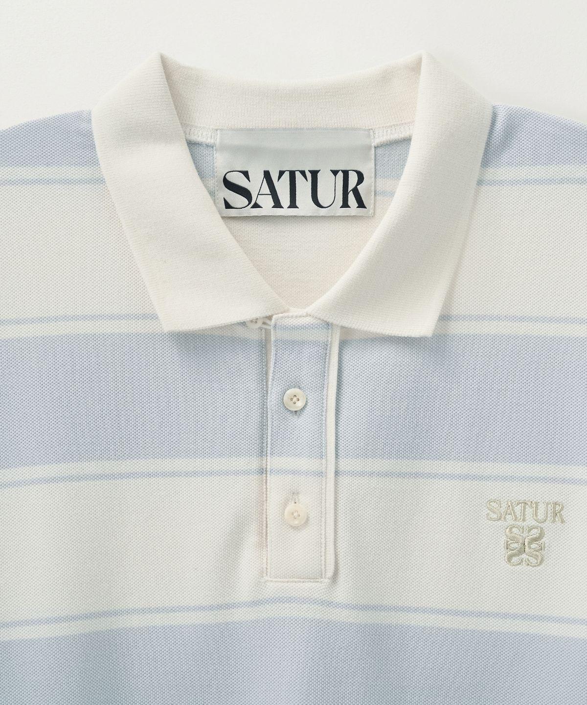 세터(SATUR) 럭비 스트라이프 피케 롱 슬리브 스카이 블루