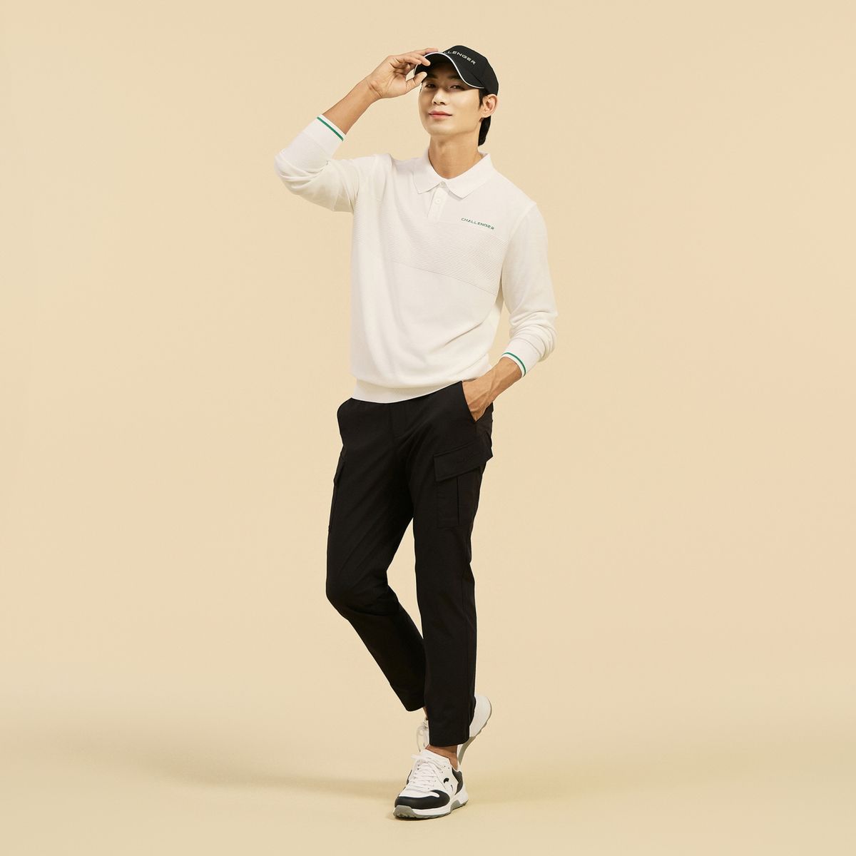 챌린저(CHALLENGER) 남성 나일론 스트레치 카고 반조거 팬츠 블랙