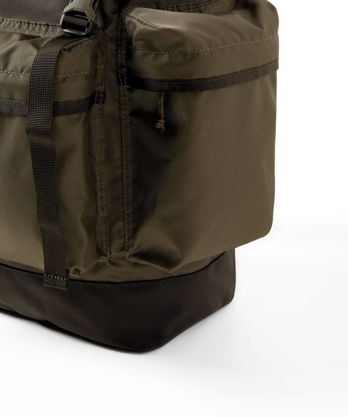 디스이즈네버댓(THISISNEVERTHAT) Nylon Rucksack Brown
