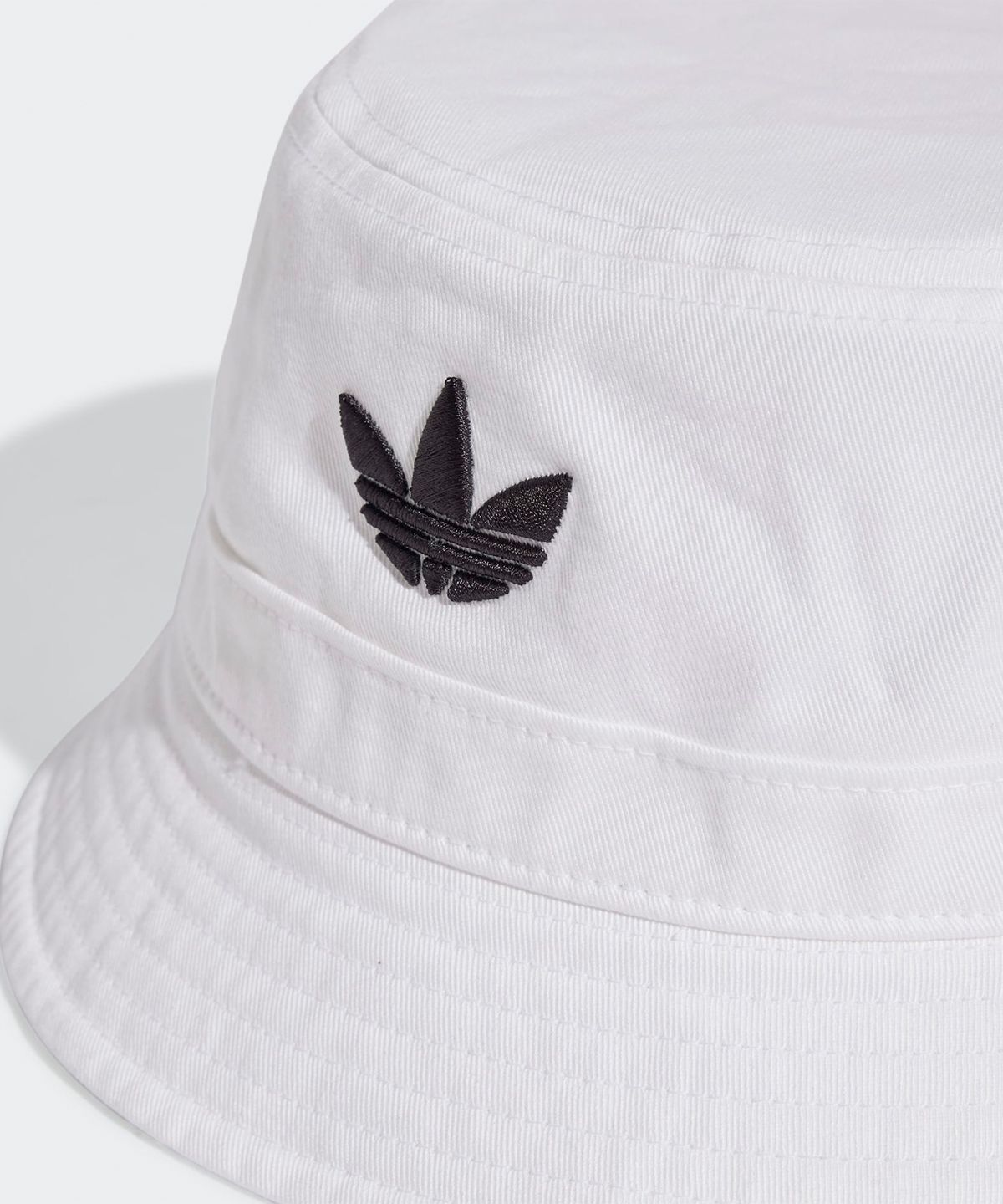 아디다스(ADIDAS) 트레포일 버킷 햇 - 화이트 / JC6044