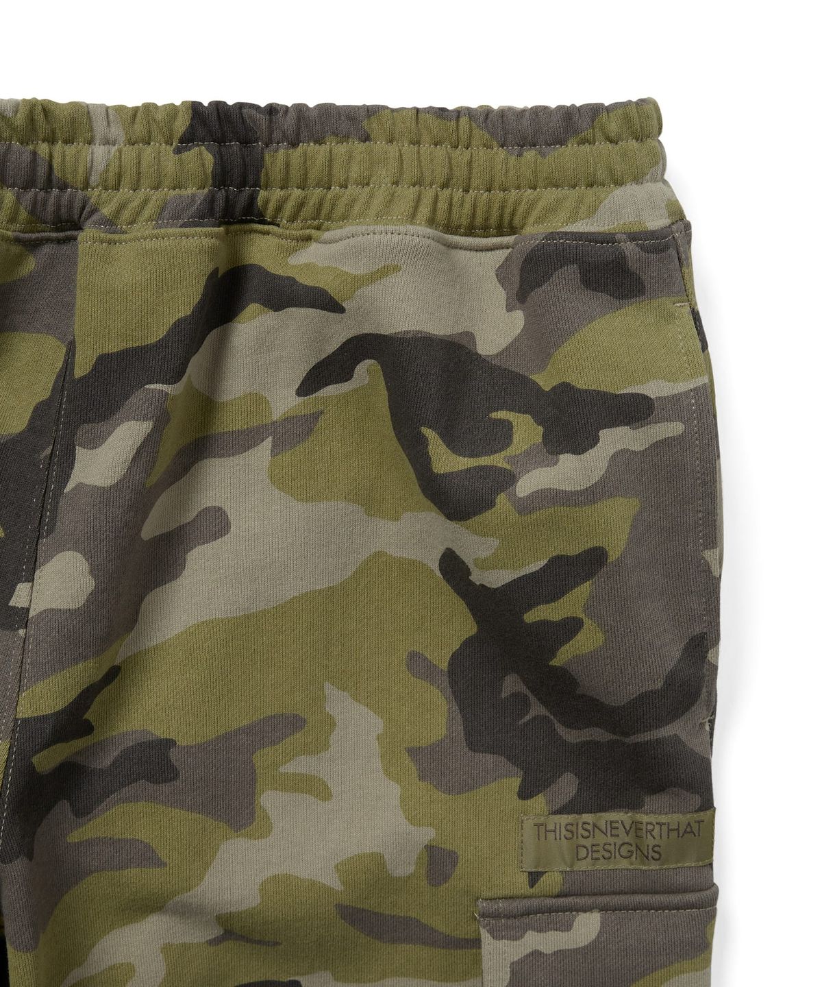 디스이즈네버댓(THISISNEVERTHAT) Cargo Sweatpant Camo
