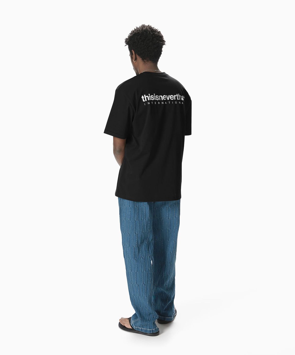 디스이즈네버댓(THISISNEVERTHAT) (SS25) INTL. Logo Tee Black