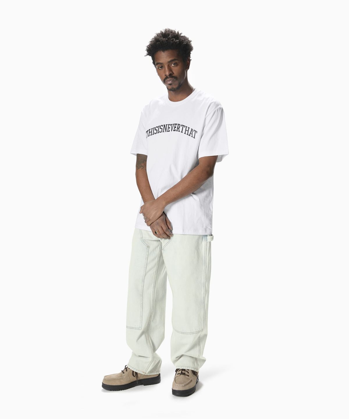 디스이즈네버댓(THISISNEVERTHAT) (SS25) Arch-Logo Tee White