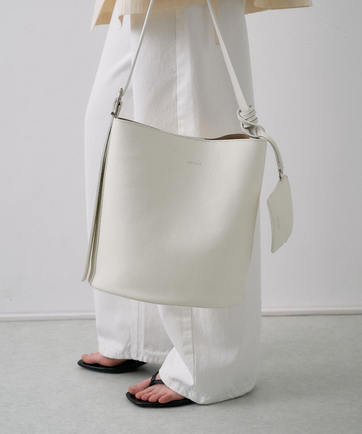 라메레이(LAMEREI) Italian Leather Bucket Bag[LMBESPBA904]-2color