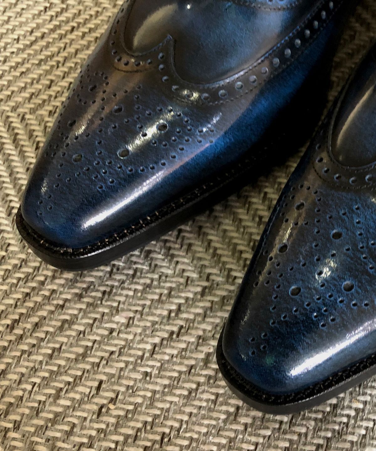 조앤슈(JOENSHOE) 헤리티지 윙팁 브로깅 옥스퍼드 블루