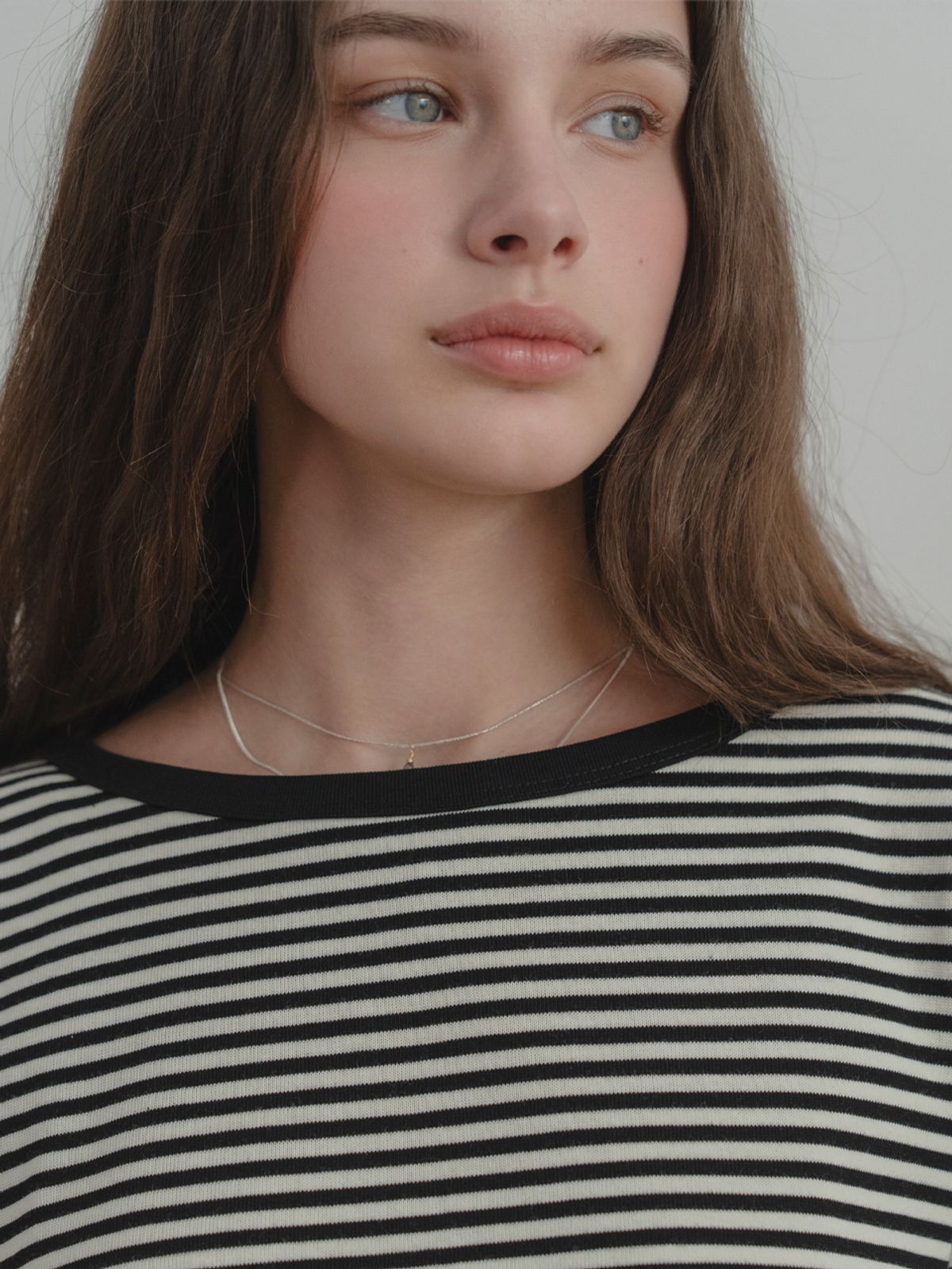 더미튼(THEMITTEN) Cookie stripe t-shirt (black)