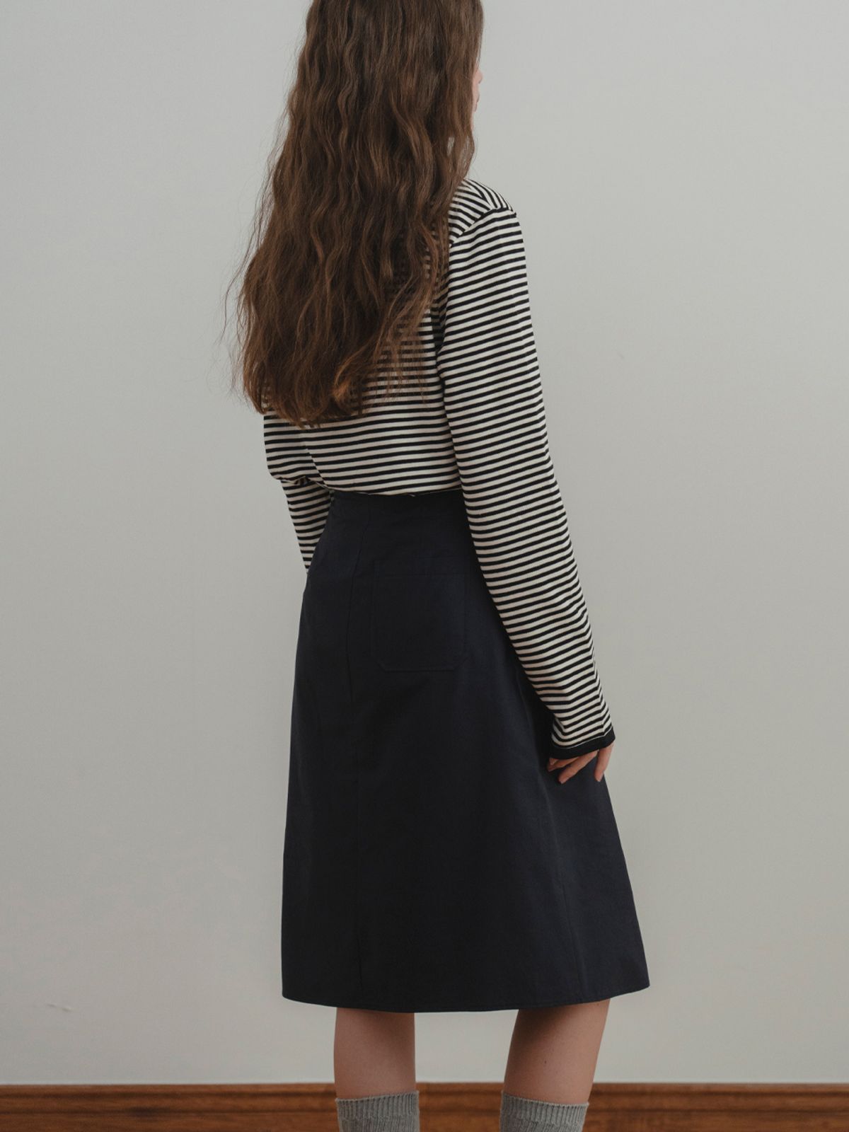 더미튼(THEMITTEN) Cookie stripe t-shirt (black)