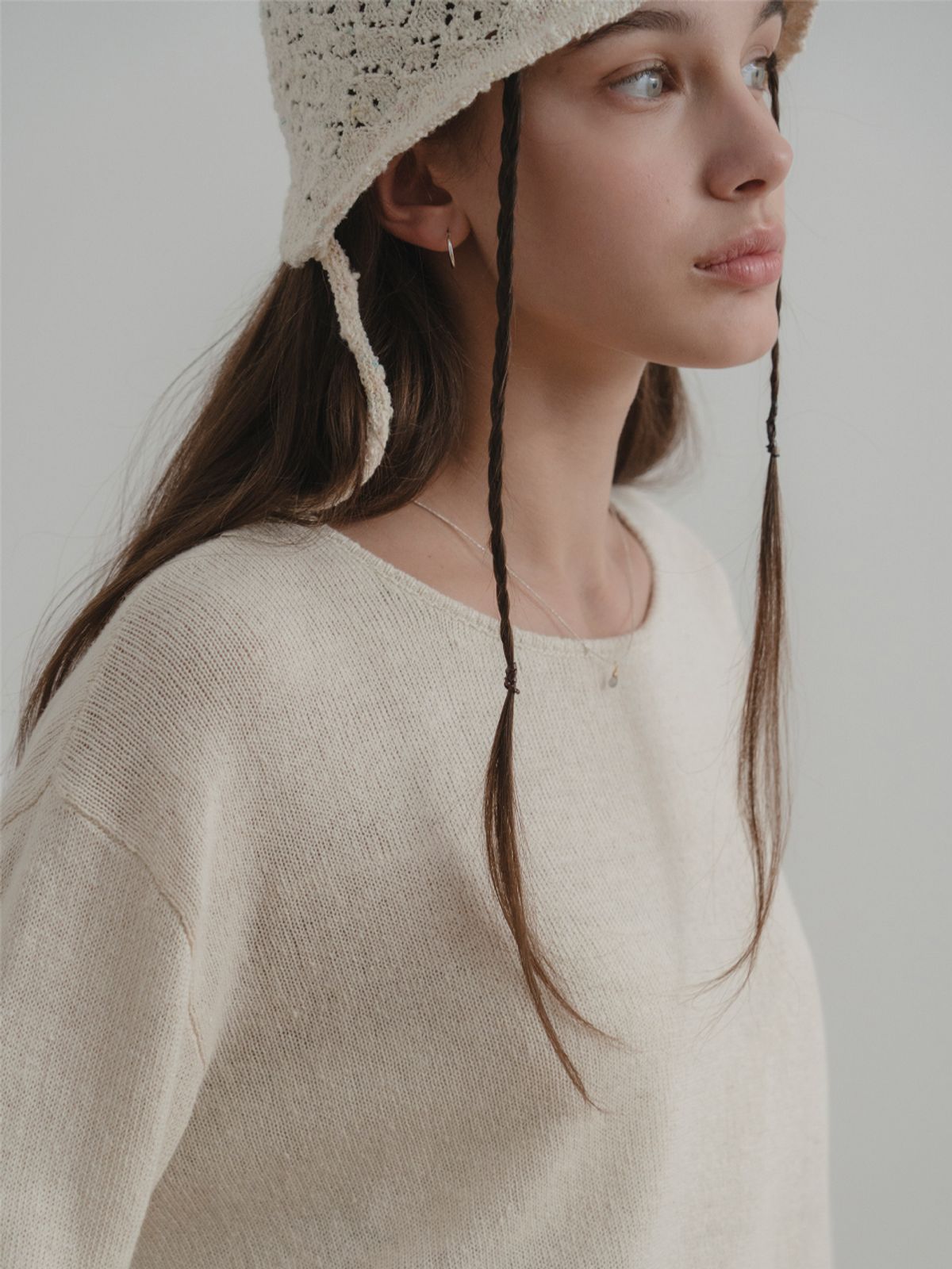 더미튼(THEMITTEN) Souffle round knit (cream)
