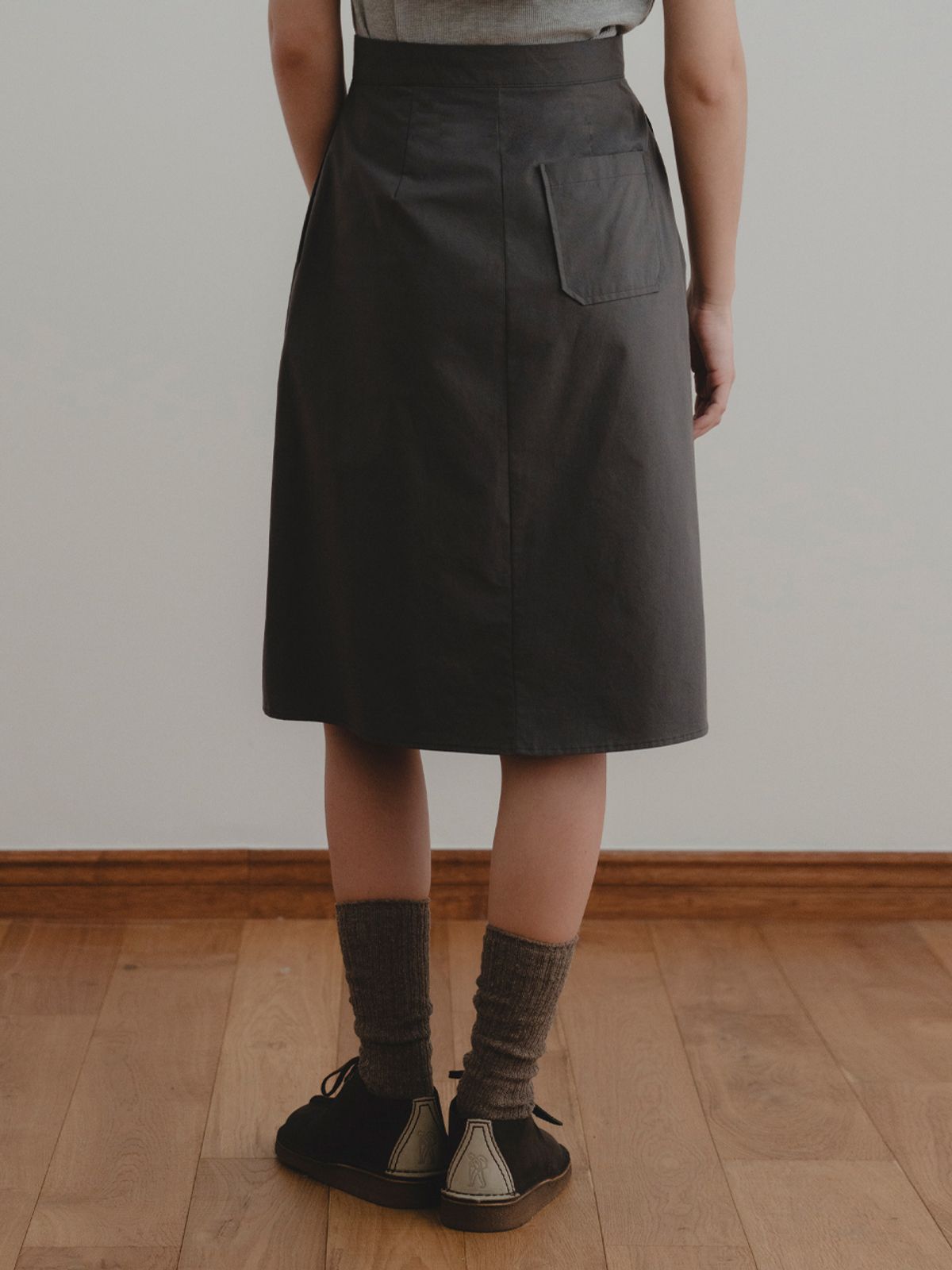더미튼(THEMITTEN) Peanut midi skirt (bark)
