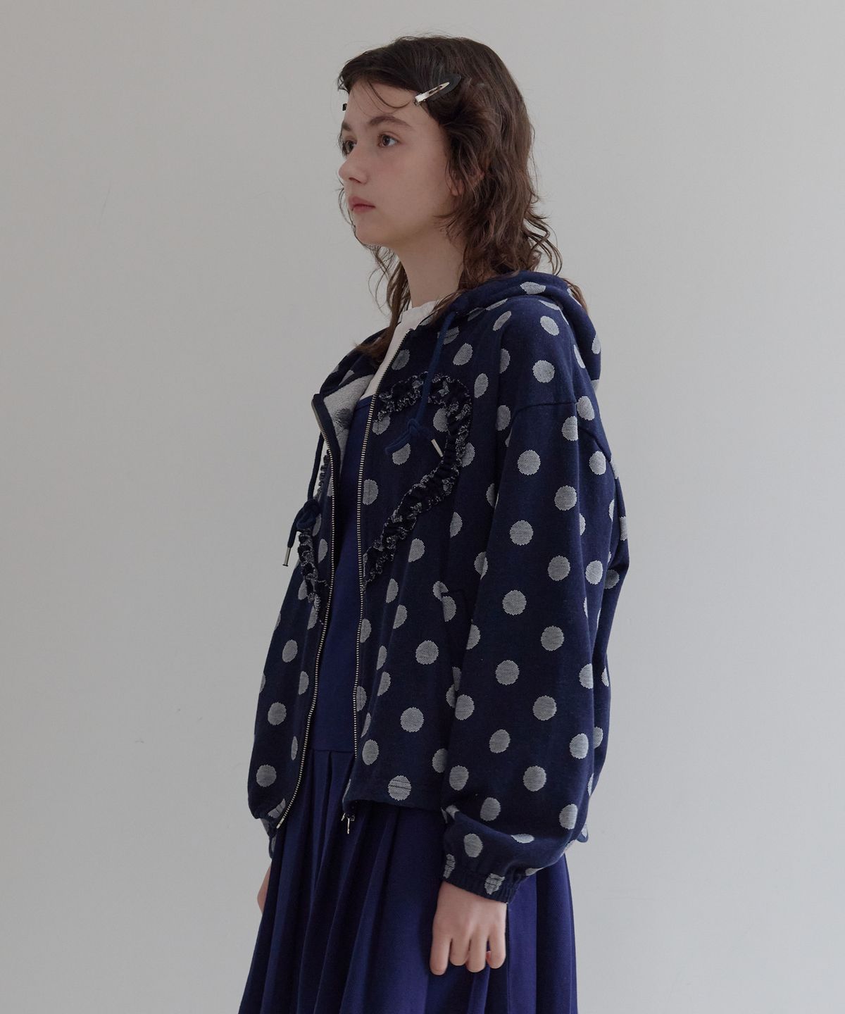 펀프롬펀(FUNFROMFUN) FRILL HEART HOODIE, DOT NAVY