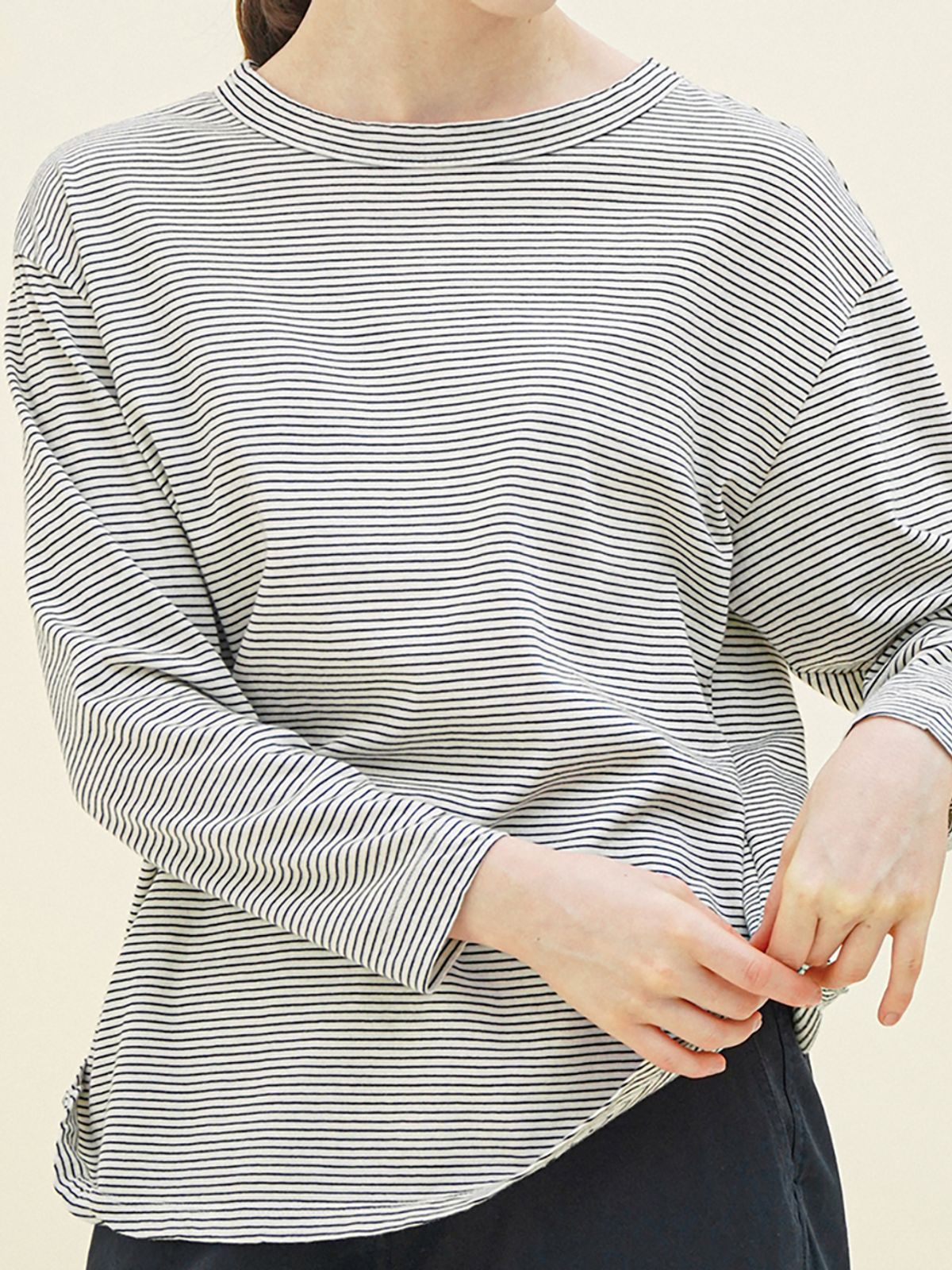 치키타(CHIQUITA) [25봄] 스트라이프 9부 T 블랙 251607TBK