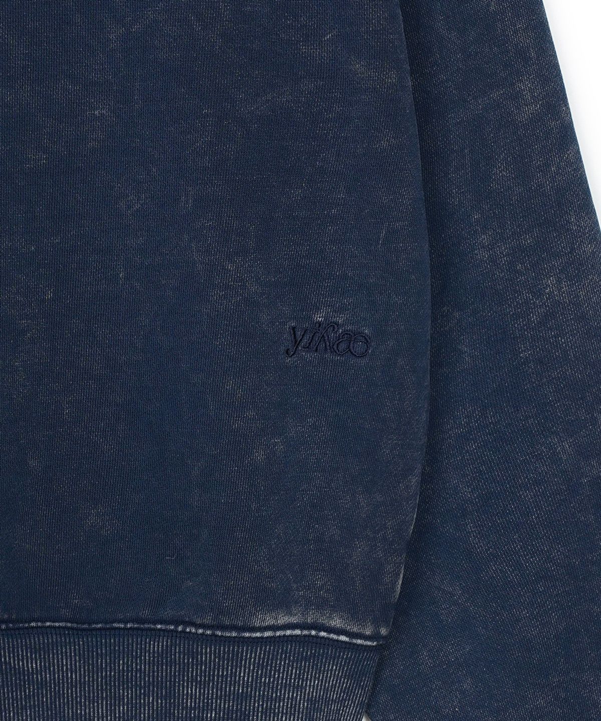 이예(YIYAE) Marvle Washed Signet Hoodie Navy