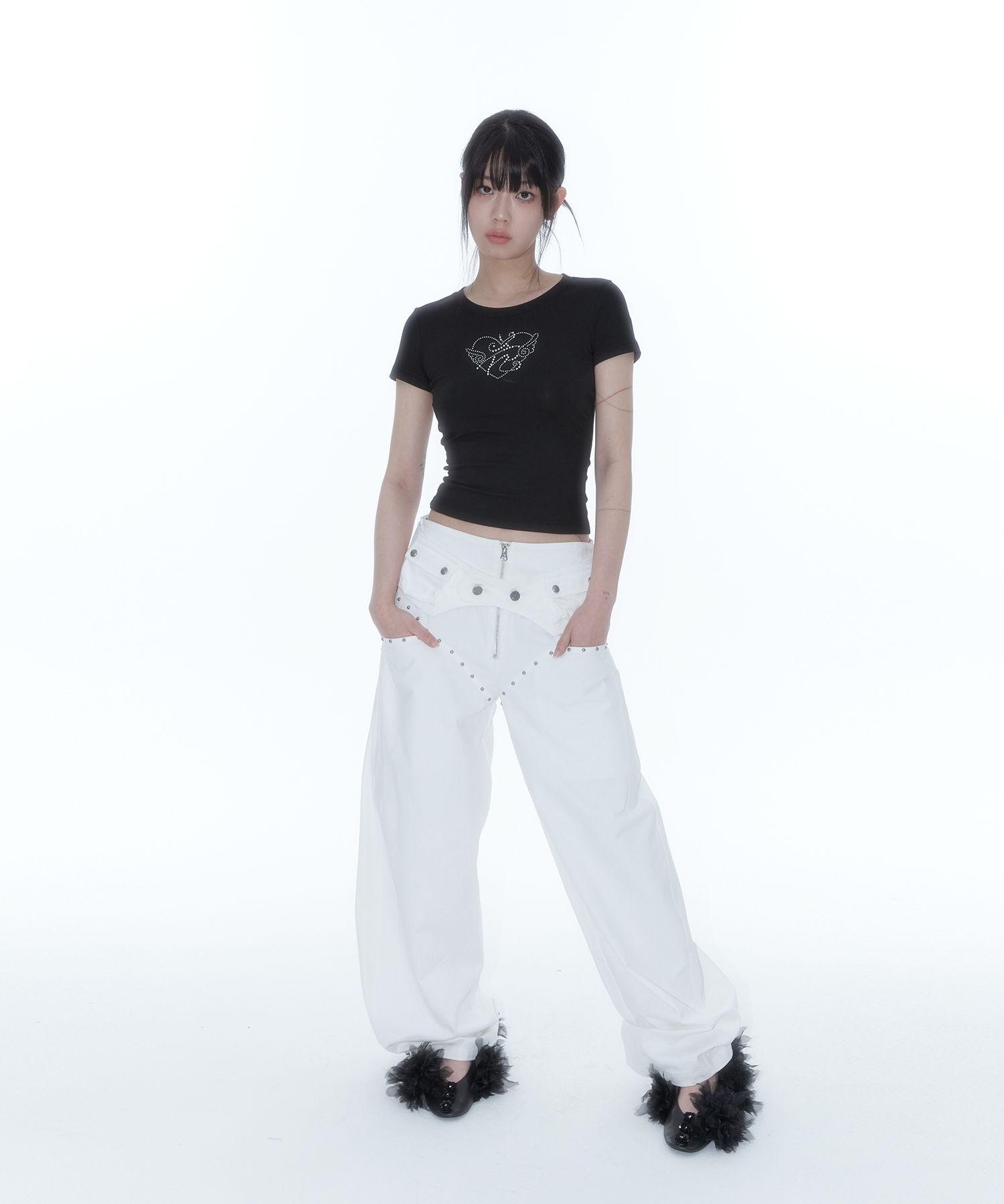 MUSINSA | KASHIKO Flower Heart Baby Tee Black