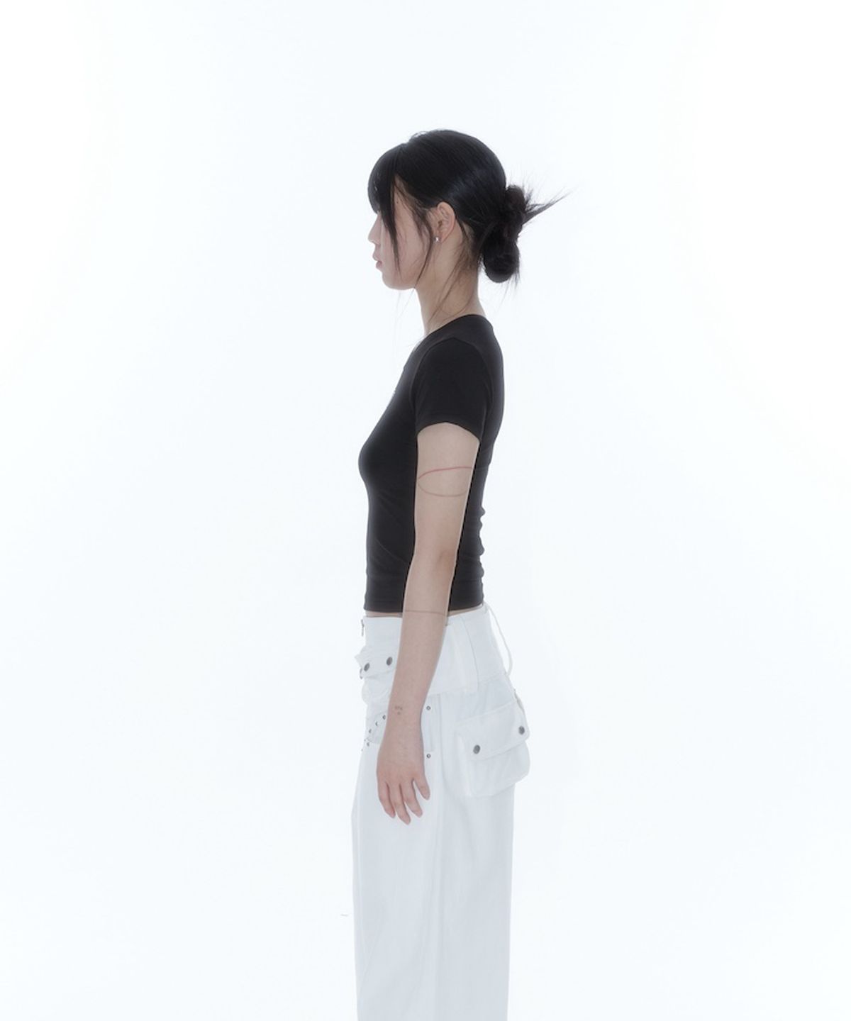 카시코(KASHIKO) Flower Heart Baby Tee Black