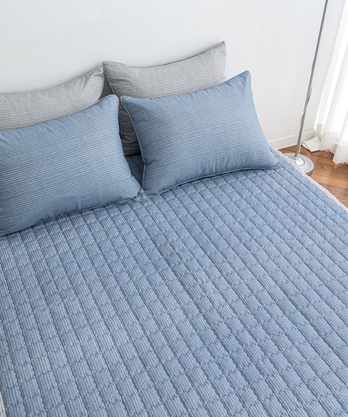 샤이닝홈(SHININGHOME) 더블리 델핀 소프트마이크로 논슬립 침대패드 SS/Q 2size 3컬러