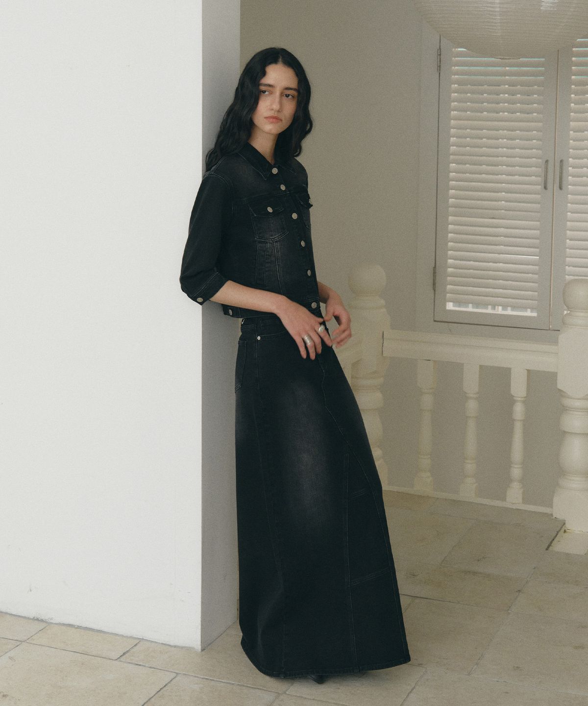 로우타이드(LOW TIDE) WASHED MAXI DENIM SKIRT [BLACK]