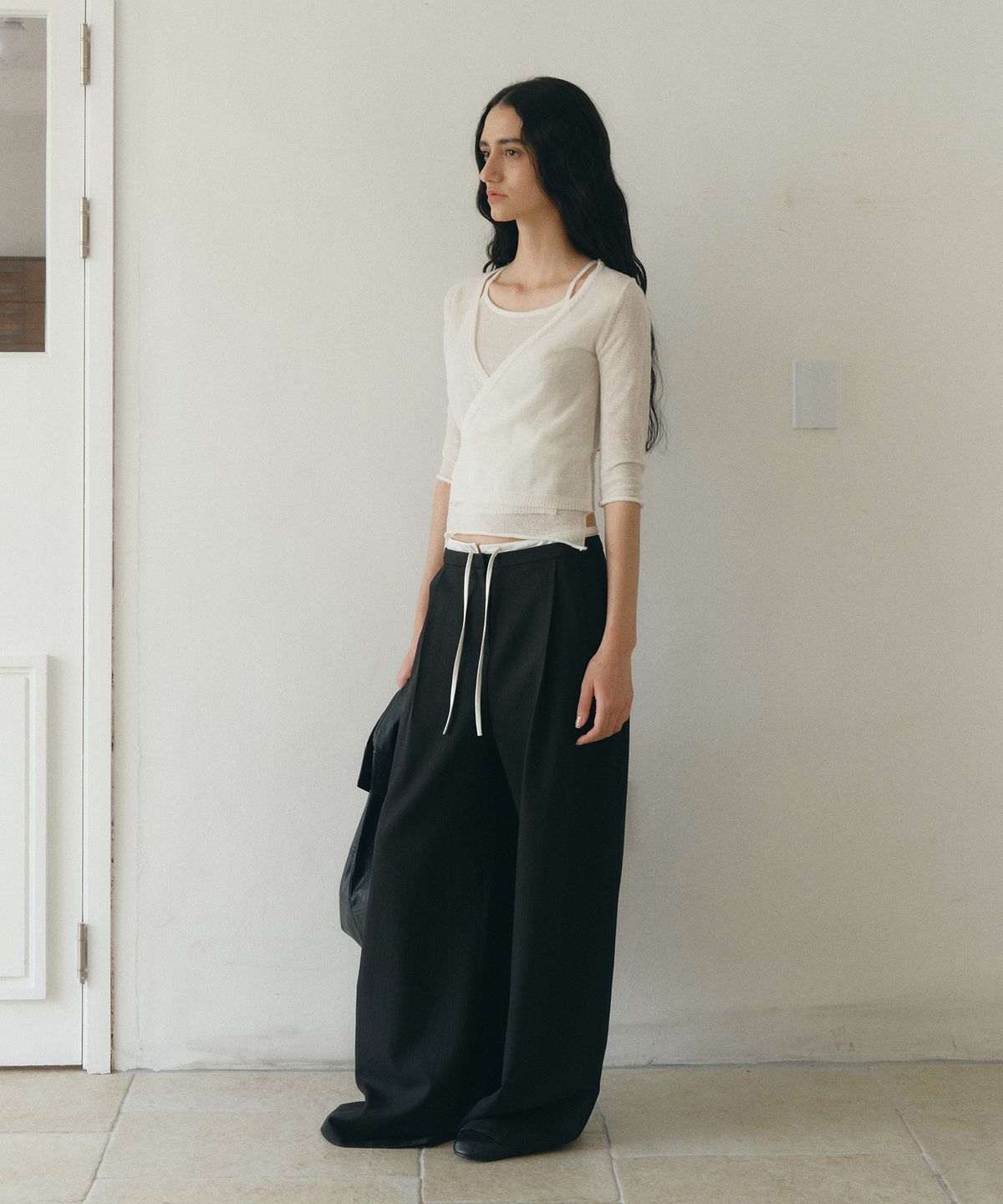 로우타이드(LOW TIDE) ALPACA LAYERED WRAP KNIT [IVORY]