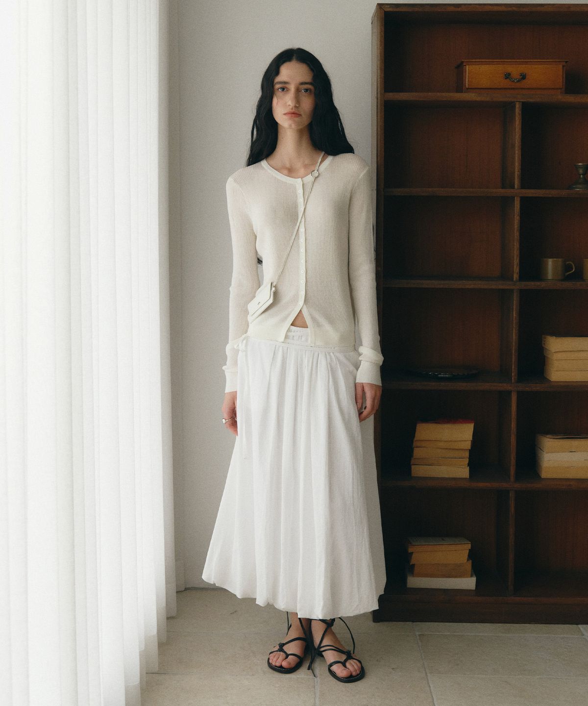 로우타이드(LOW TIDE) RIBBED BUTTON CARDIGAN [IVORY]