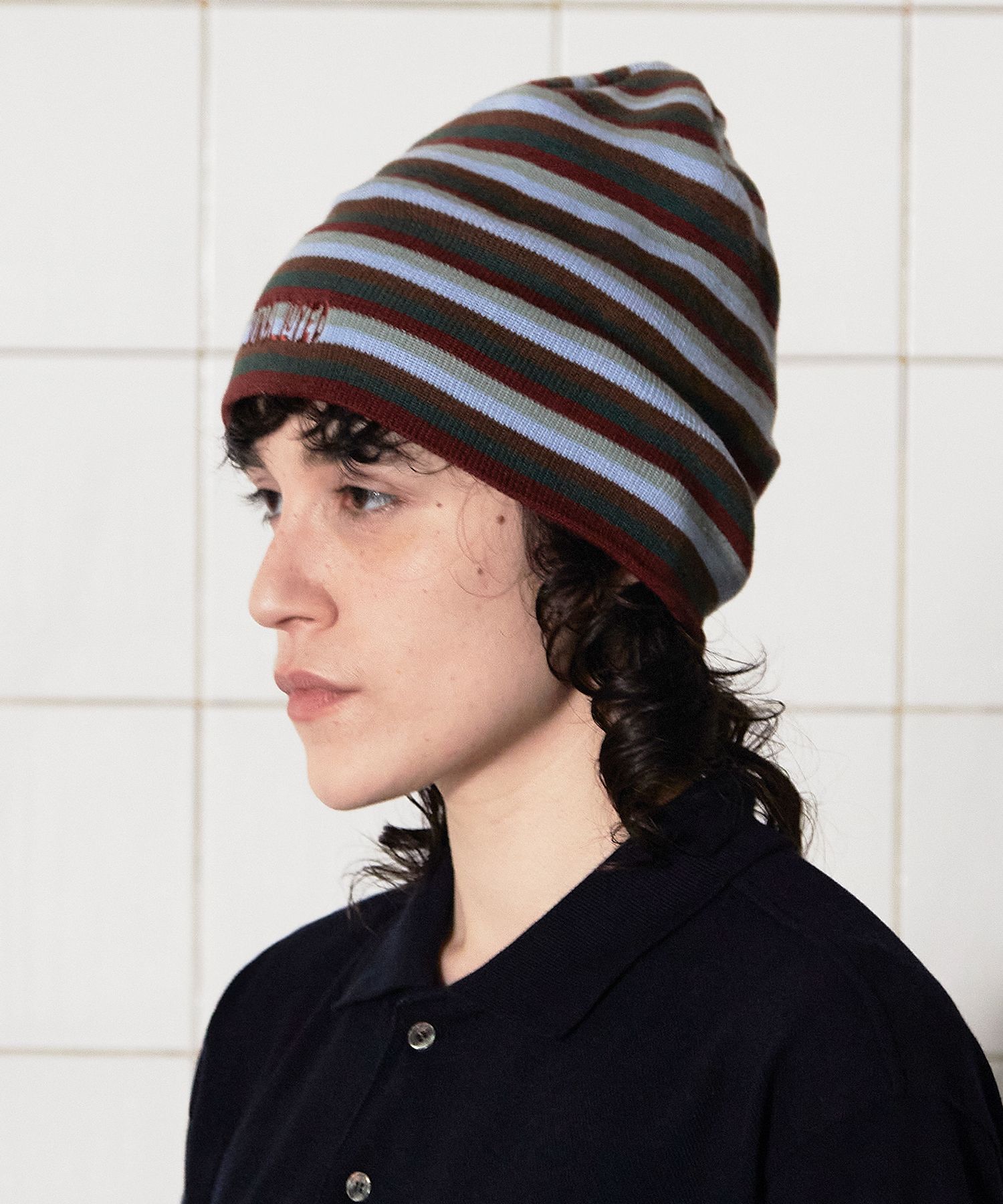 MUSINSA | UNALLOYED Logo Stripe Beanie / Brick