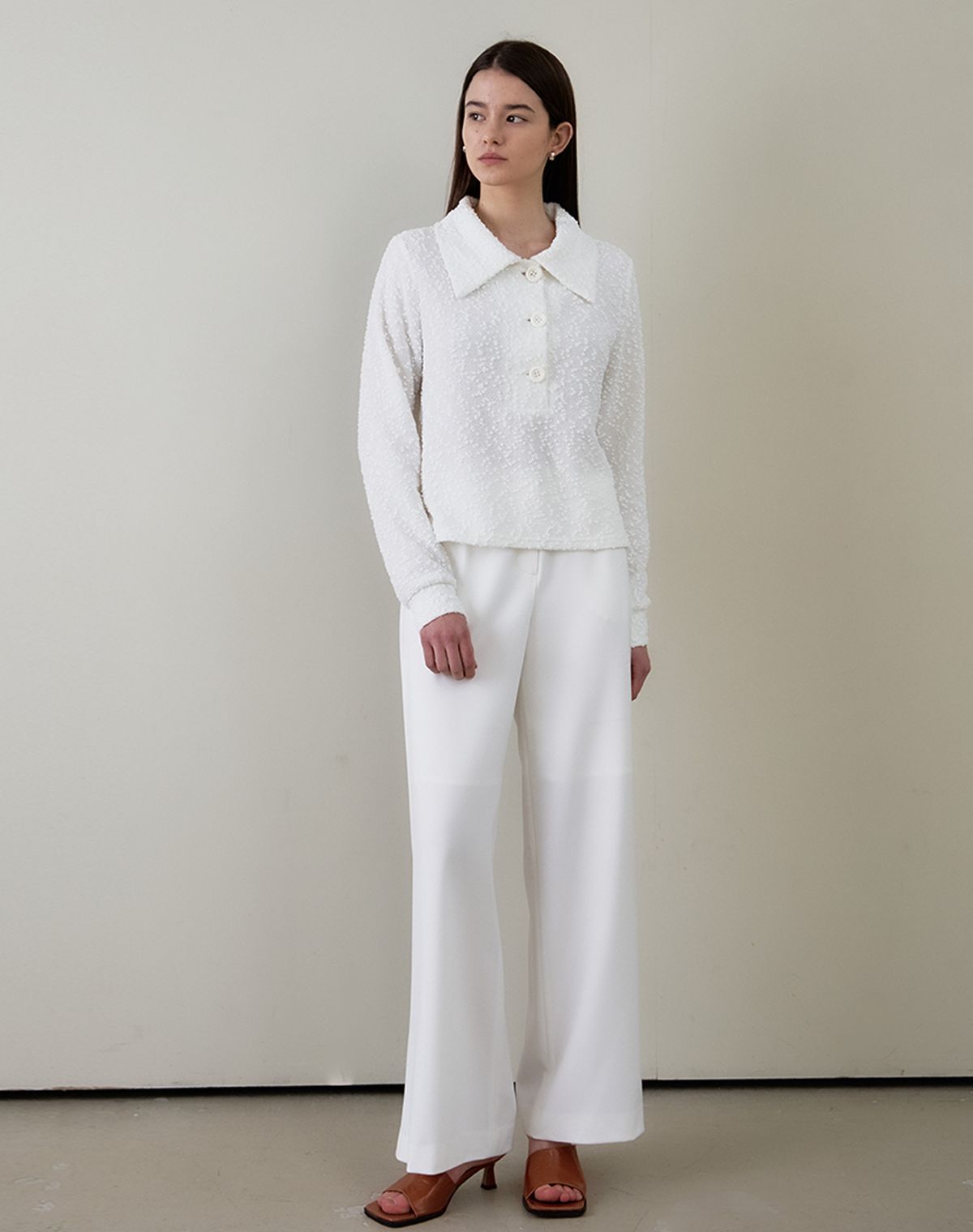 지에마르(GIEMAR) BOUCLE COLLAR TEE  부클 카라 티