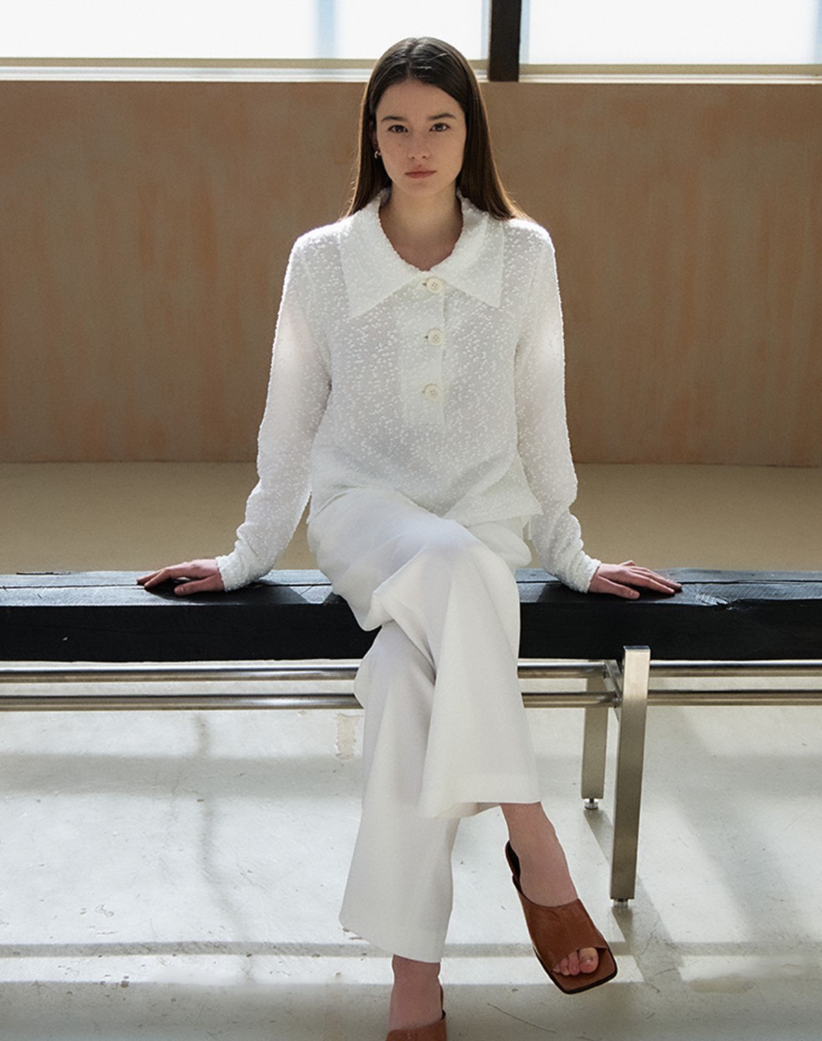 지에마르(GIEMAR) BOUCLE COLLAR TEE  부클 카라 티