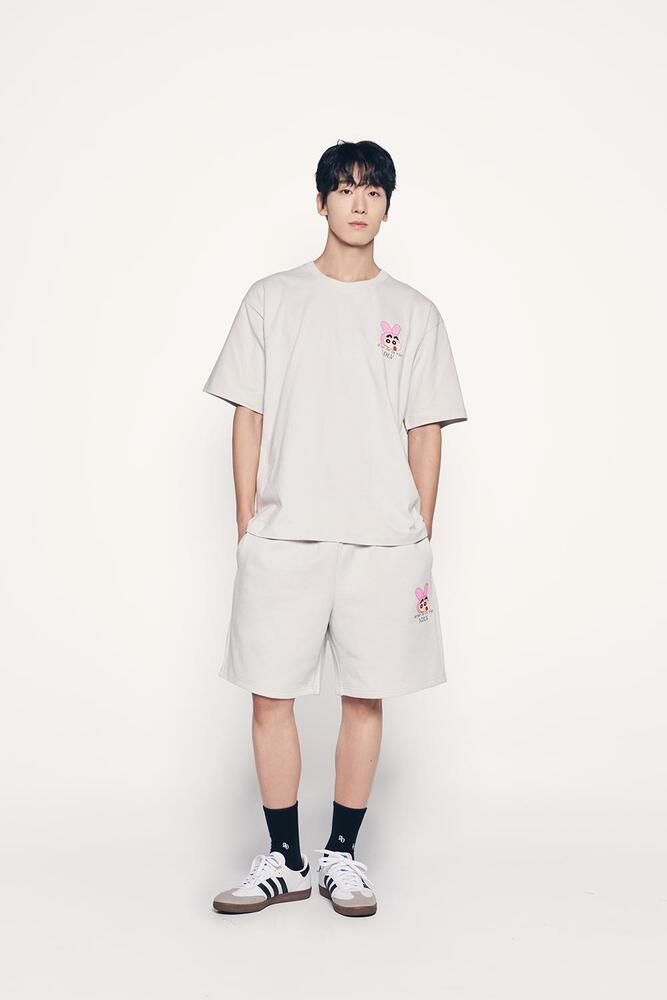 【ADLV】 FUZZY RABBIT SHINCHAN SHORT SLEEVE T-SHIRT / 追跡付 ADLV x Crayon Shinchan] Fuzzy Rabbit Shinchan Short Sleeve