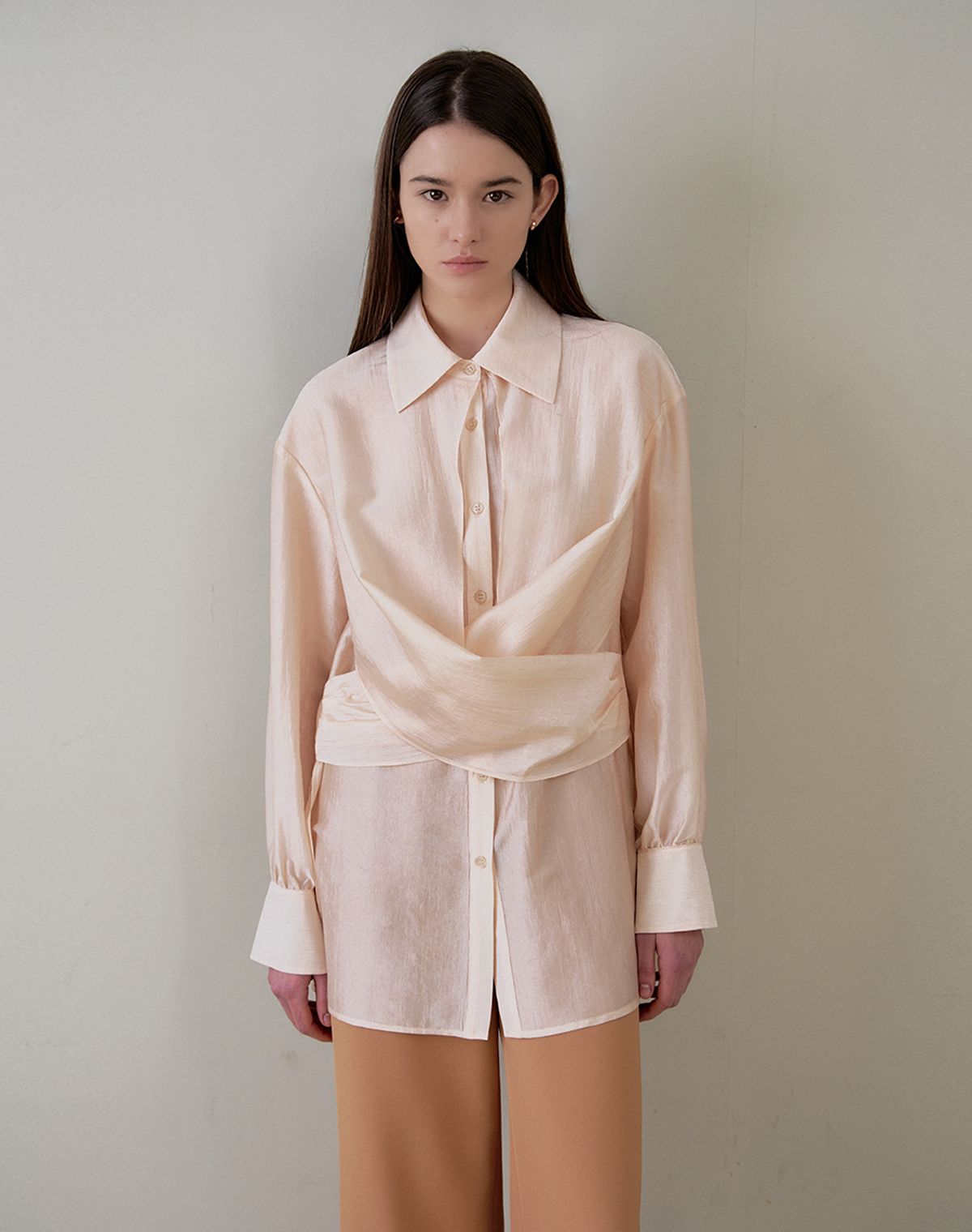 지에마르(GIEMAR) X BLOUSE PEACH 엑스 블라우스 피치