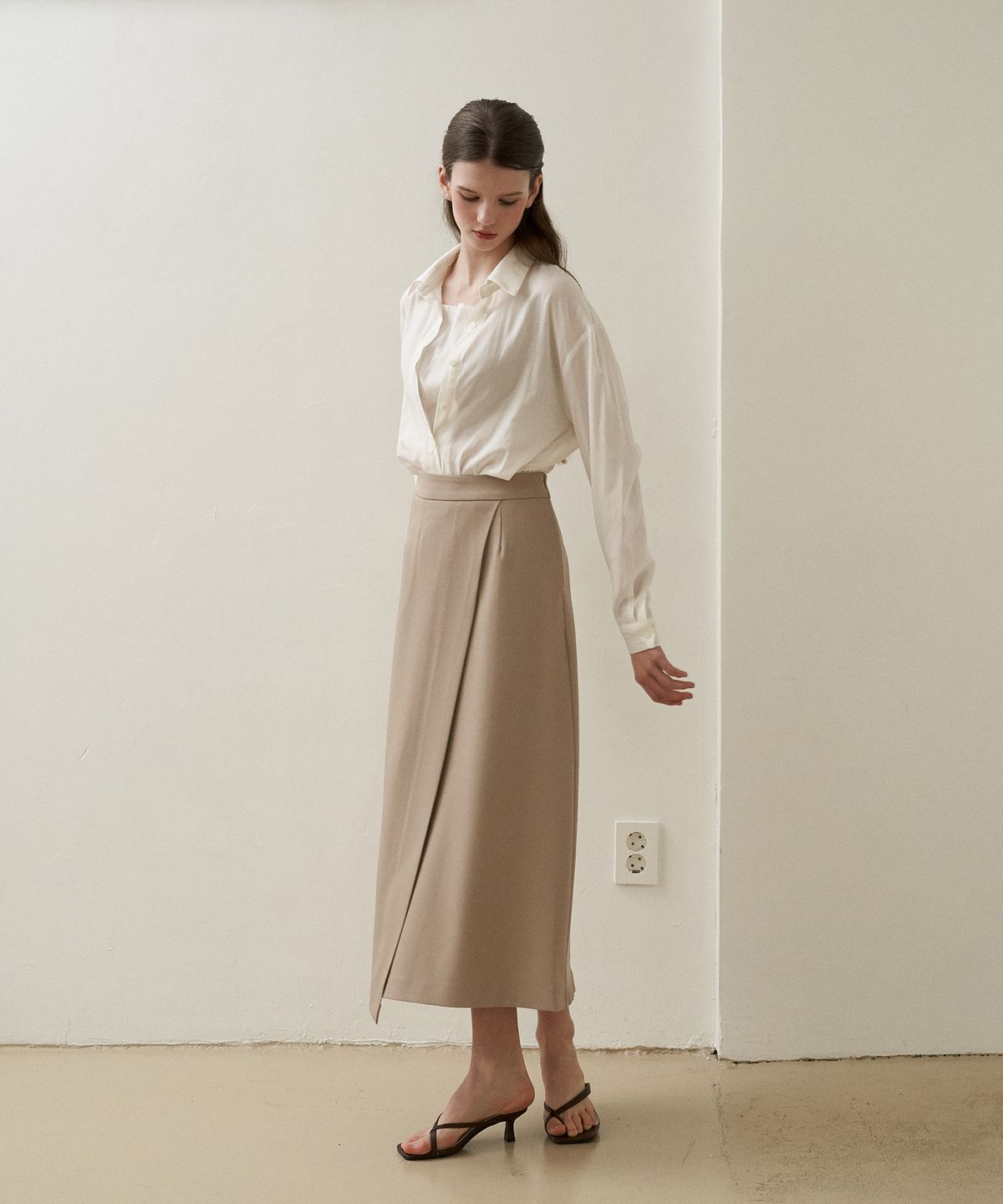 플로브(FLOVE) BELLN SKIRT(BE)