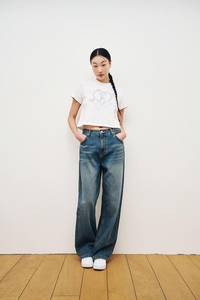 [ADLV] HEART MOE-P CROP SHORT SLEEVE T-SHIRT /追跡付 MUSINSA | acmé de la vie HEART MOE-P CROP SHORT SLEEVE T-SHIRT