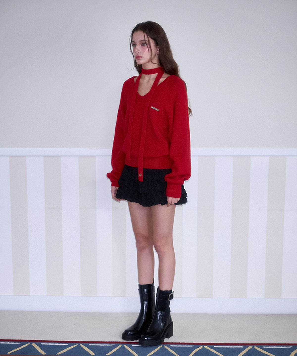 로제프란츠(ROSEFRANTZ) Tie & Vneck Knit [Red]