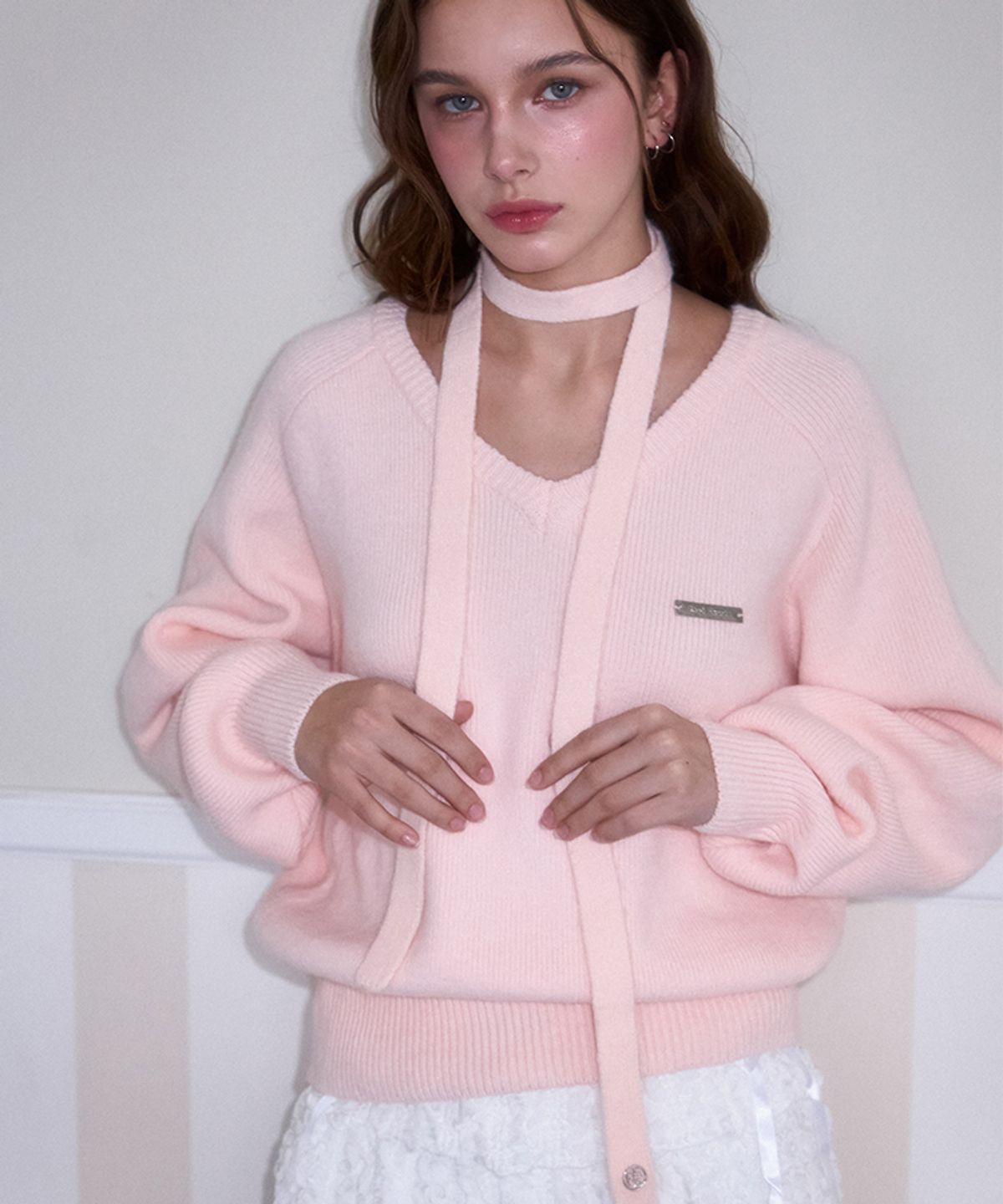 로제프란츠(ROSEFRANTZ) Tie & Vneck Knit [Pink]