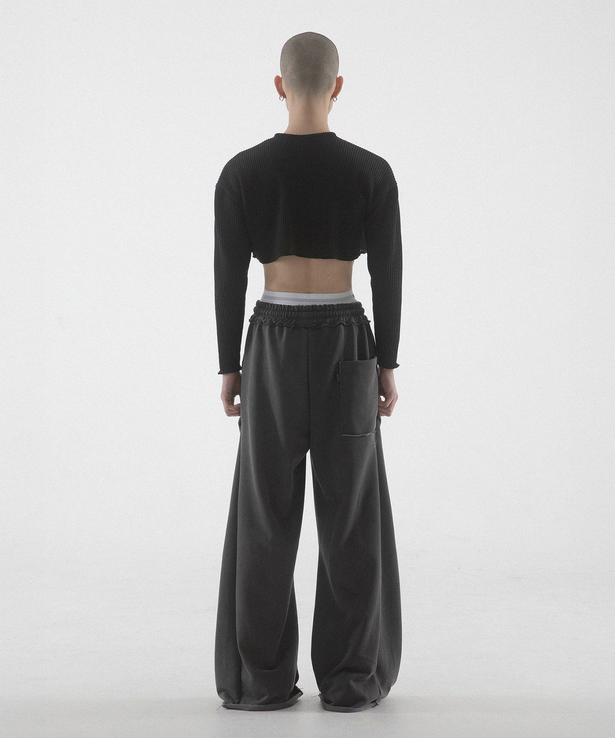 팬쇼(FANSHOW) SIX COLON NINETEEN GEOMETRY PANTS - PIGMENT BLACK