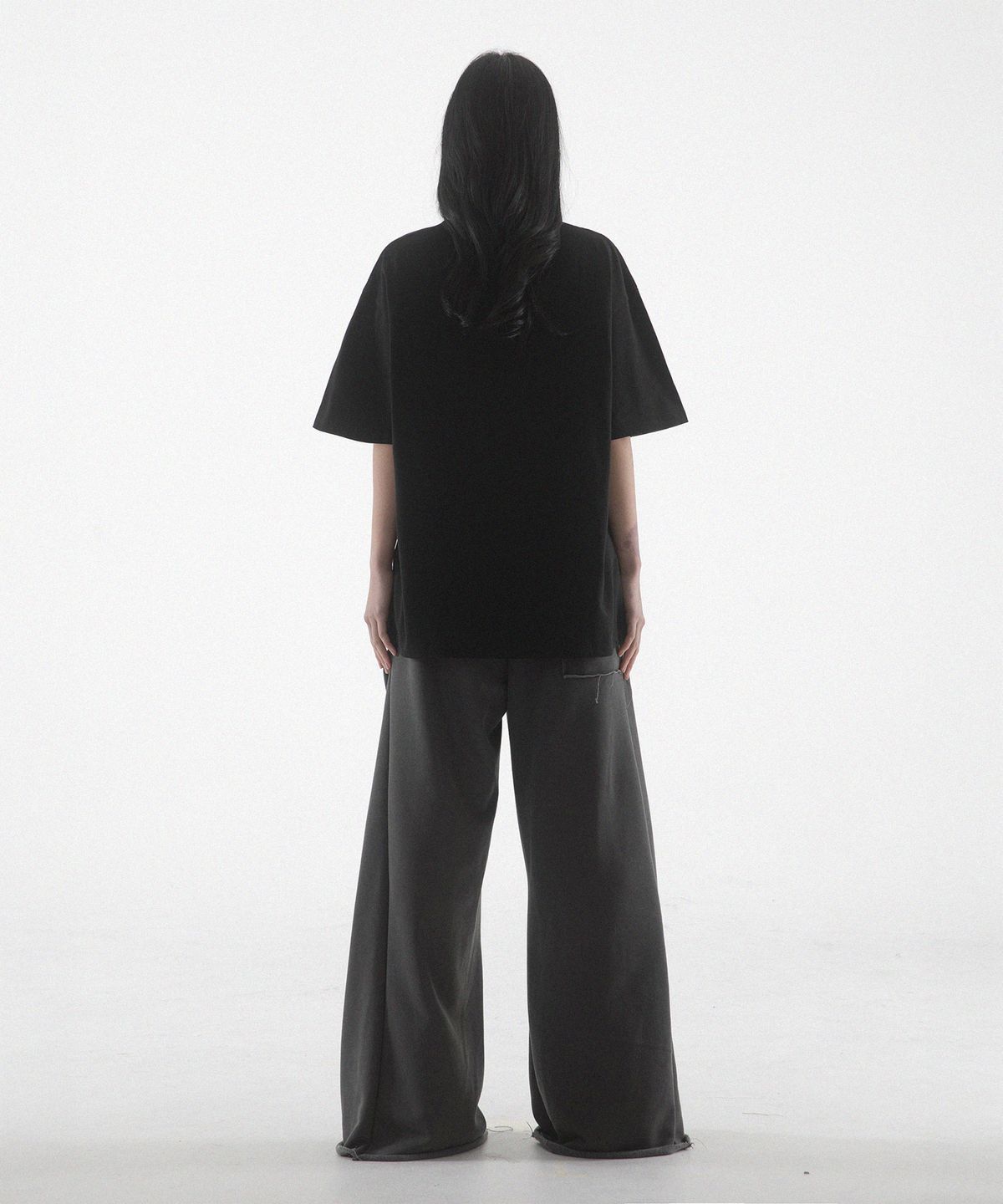 팬쇼(FANSHOW) SIX COLON NINETEEN GEOMETRY PANTS - PIGMENT BLACK