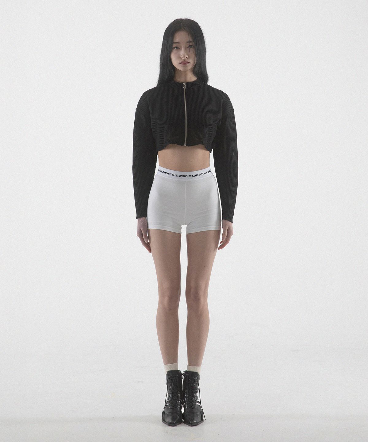 팬쇼(FANSHOW) MWL BIKER SHORTS - WHITE