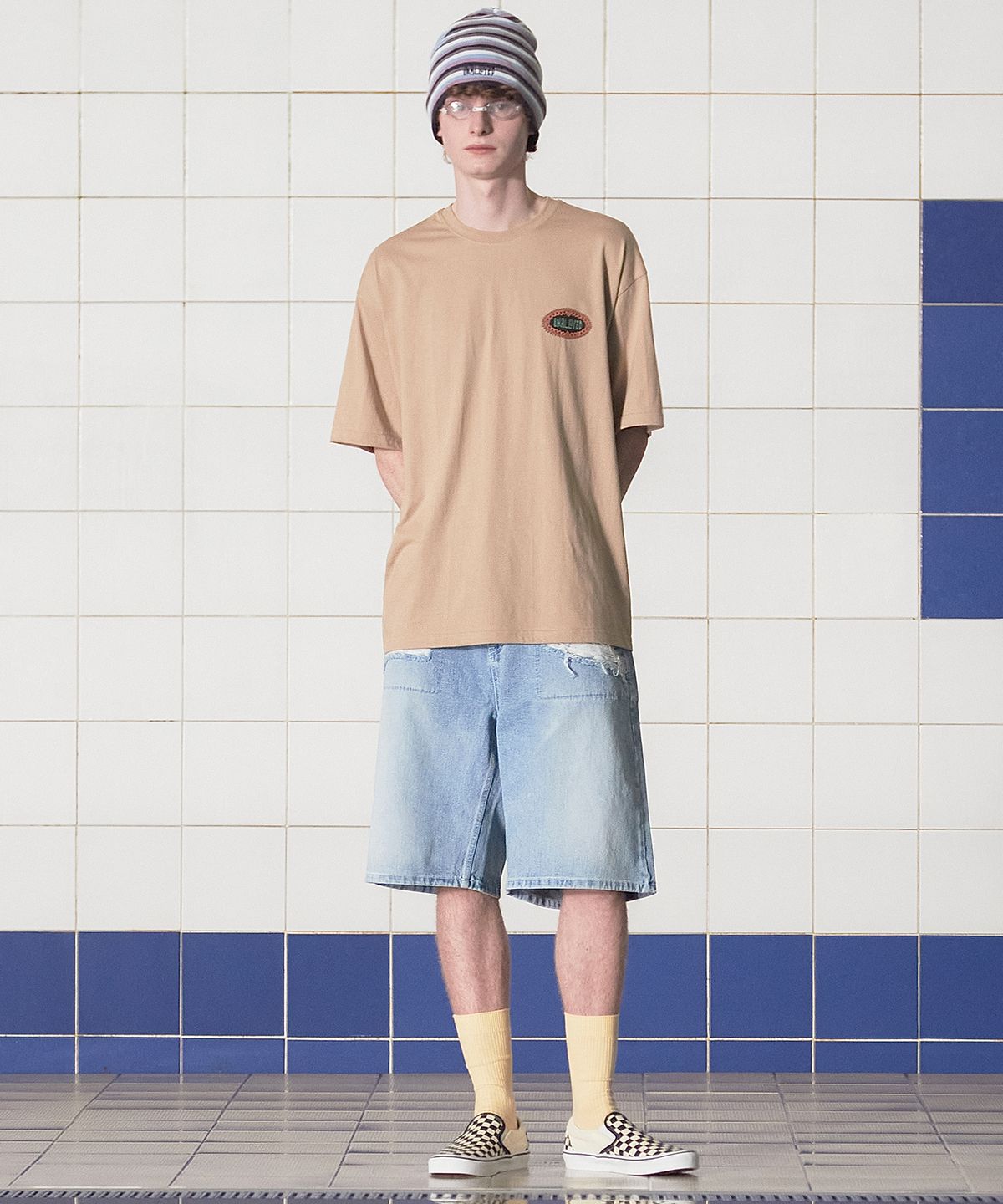 어널로이드(UNALLOYED) 심볼 로고 티셔츠 / 베이지