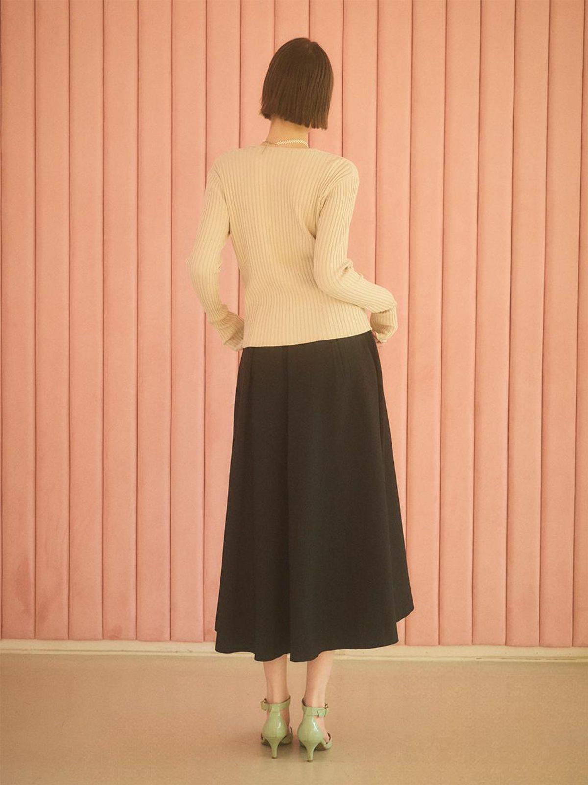 쿨키튼(KOOLKITTEN) Layered V-Neck Cardigan
