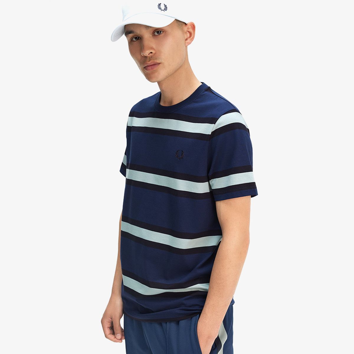 프레드페리(FRED PERRY) [Sport] 볼드 스트라이프 티셔츠 - 테니스 블루 AFPM2519852-X86