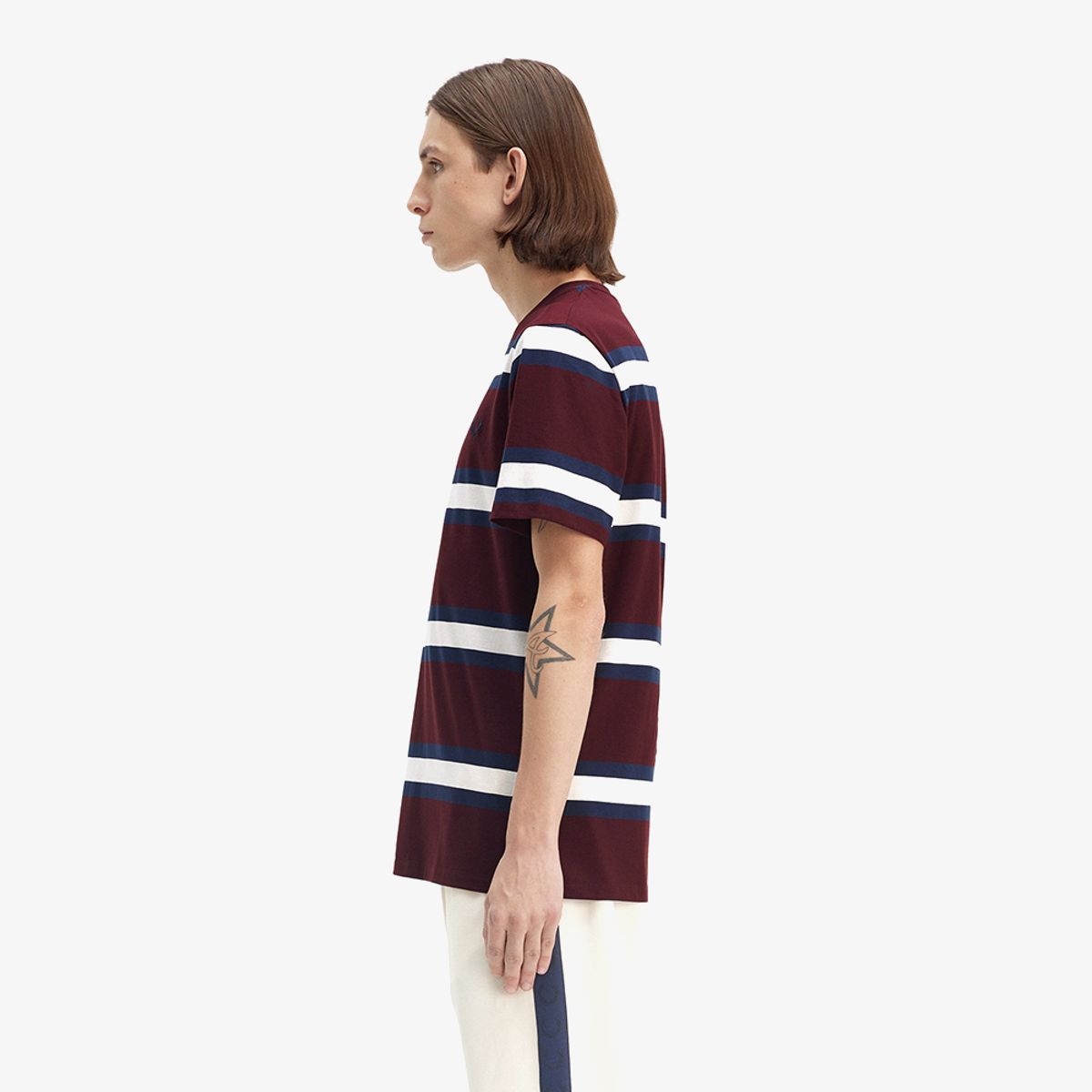 프레드페리(FRED PERRY) [Sport] 볼드 스트라이프 티셔츠 - 옥스블러드 AFPM2519852-K22