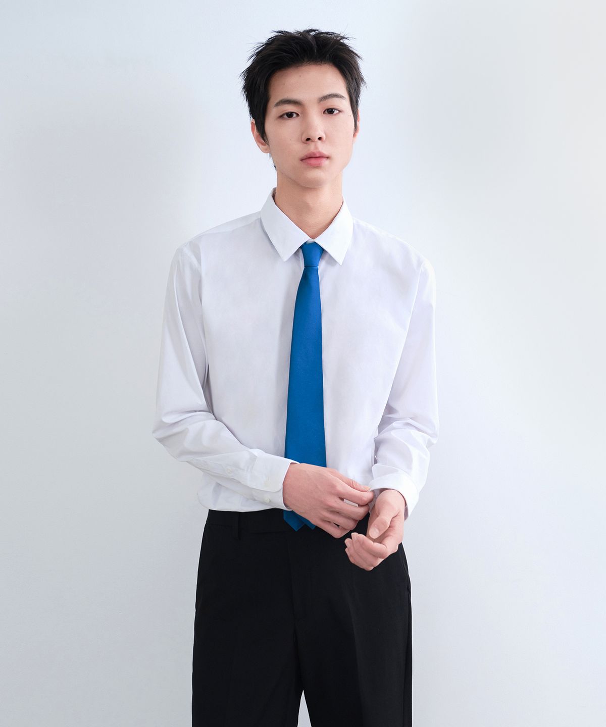무신사 스탠다드(MUSINSA STANDARD) 실크 솔리드 넥타이 [블루]