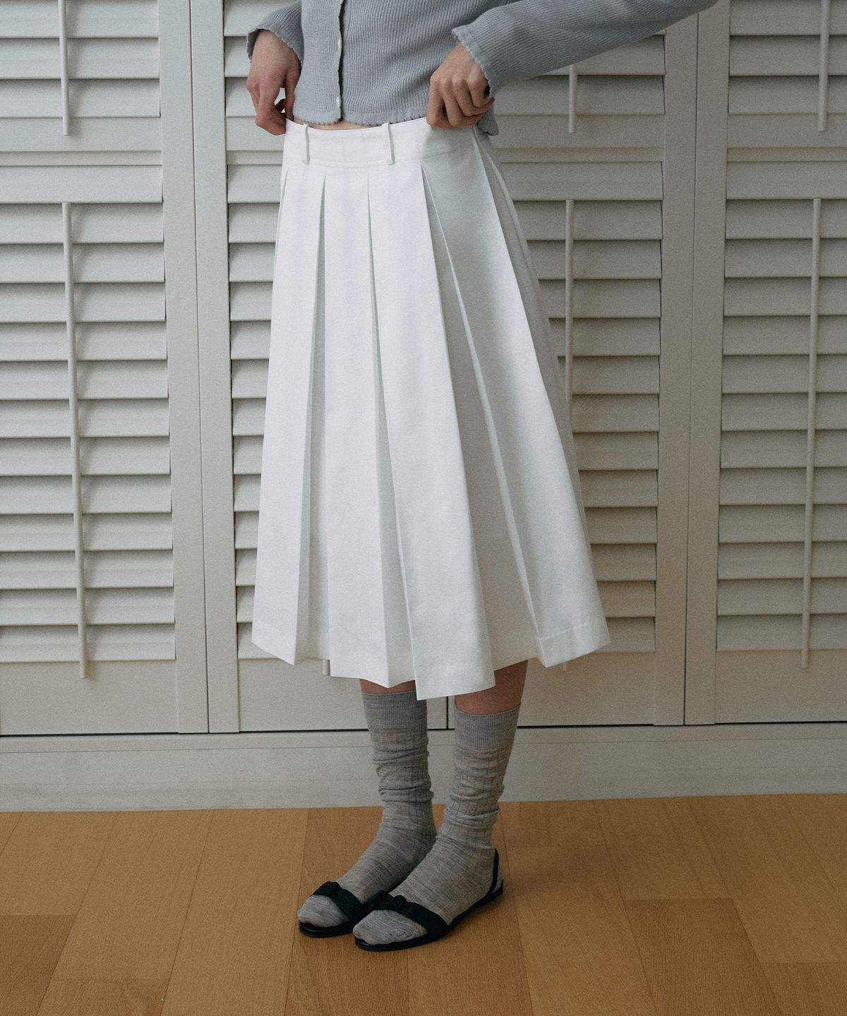 라메레이(LAMEREI) Cotton Pleats Midi Skirt[LMBESPSK5408]-Off-White