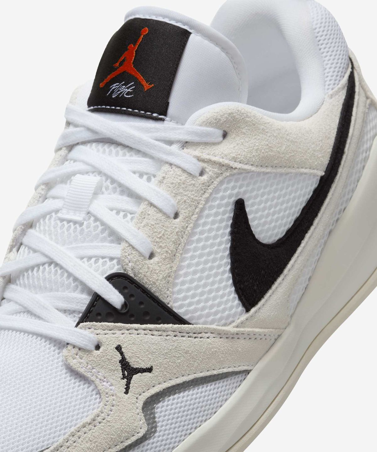 나이키(NIKE) 조던 컴포트 에라 M - 화이트:세일:블랙 / HJ6777-100