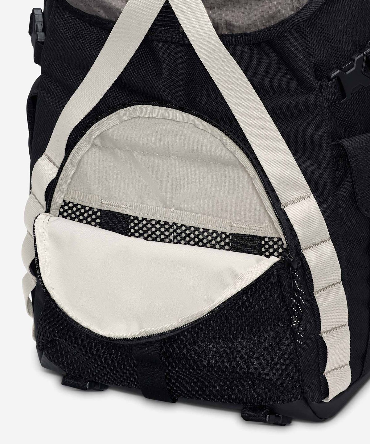 나이키(NIKE) ACG 데이맥스 백팩(25L) - 블랙:칼리지 그레이 / HJ8178-010