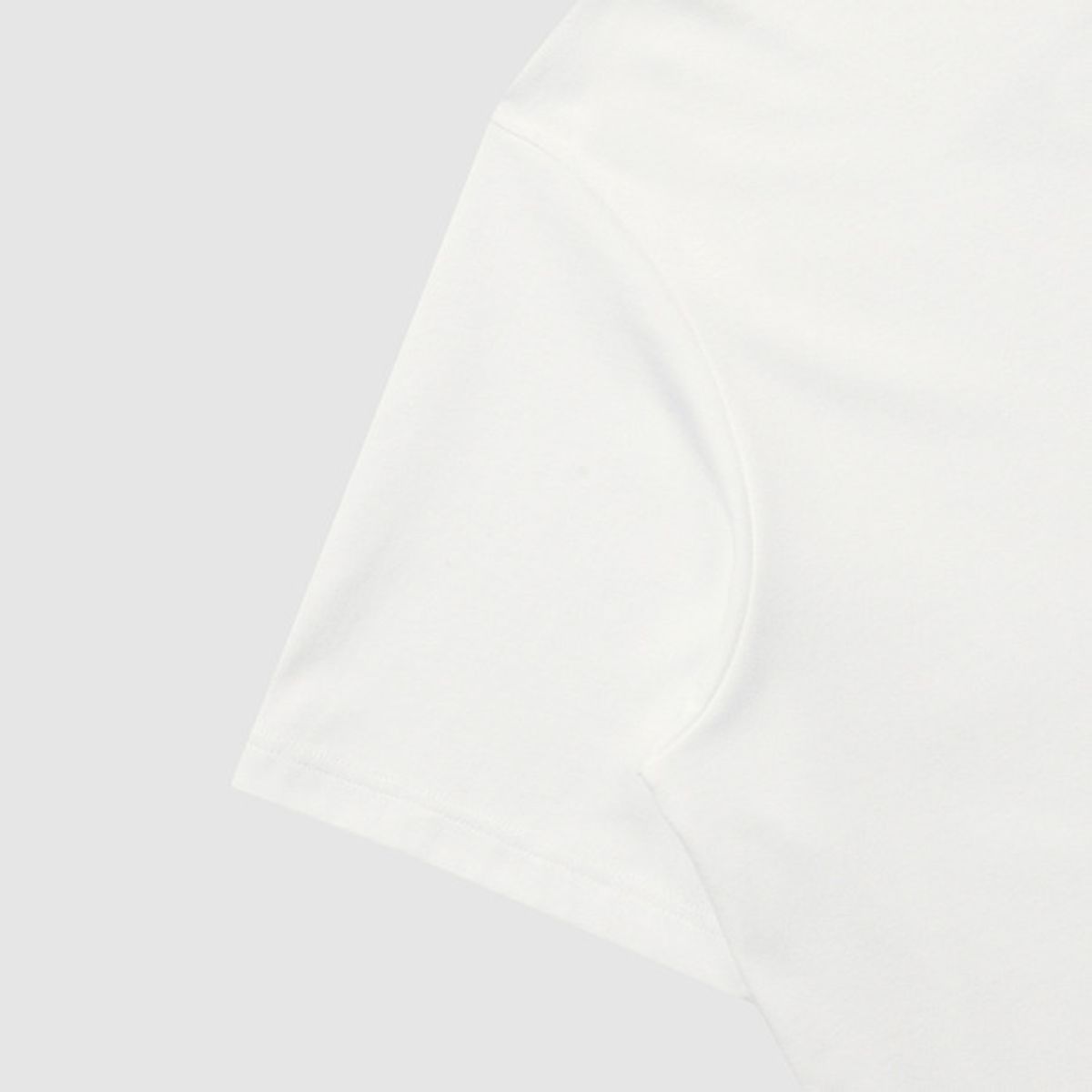엄브로(UMBRO) 아카이브 트로피 반팔 티셔츠 화이트(UQ221CRS46)