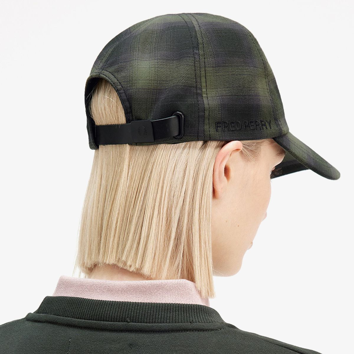 프레드페리(FRED PERRY) 블러 체크 캡 - LW그린 CFPU2438669-X21